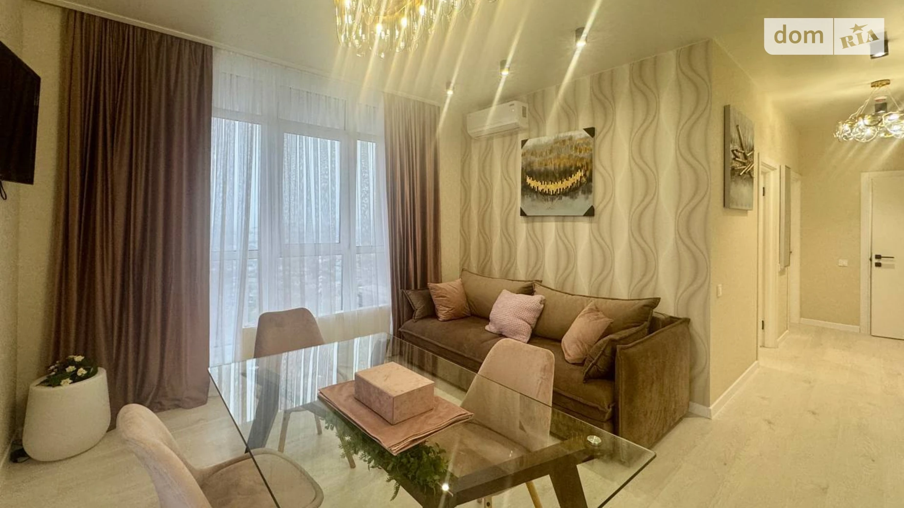 Продается 2-комнатная квартира 62.6 кв. м в Одессе, ул. Академика Филатова, 2 корпус 2 - фото 2