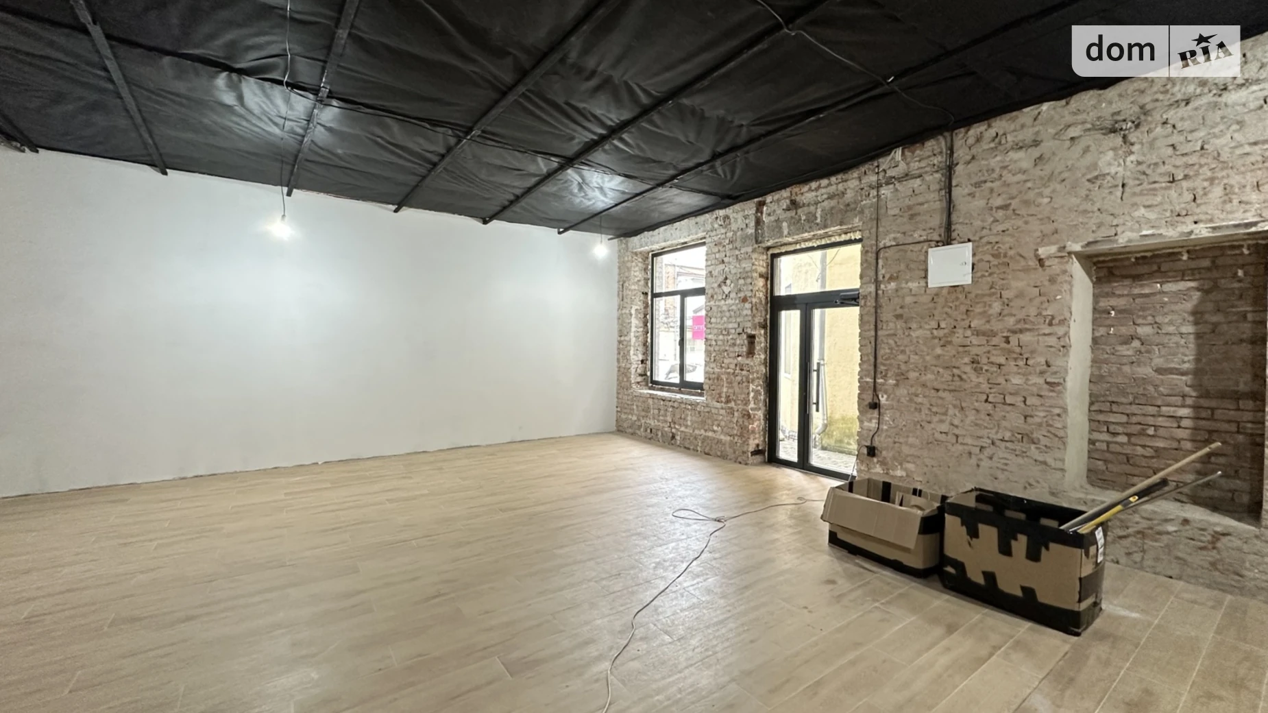 Сдается в аренду помещения свободного назначения 75 кв. м в 3-этажном здании, цена: 39990 $ - фото 3