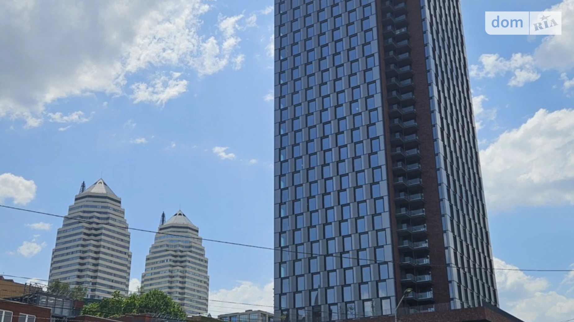 Сдается в аренду офис 107.5 кв. м в бизнес-центре, цена: 2150 $ - фото 2