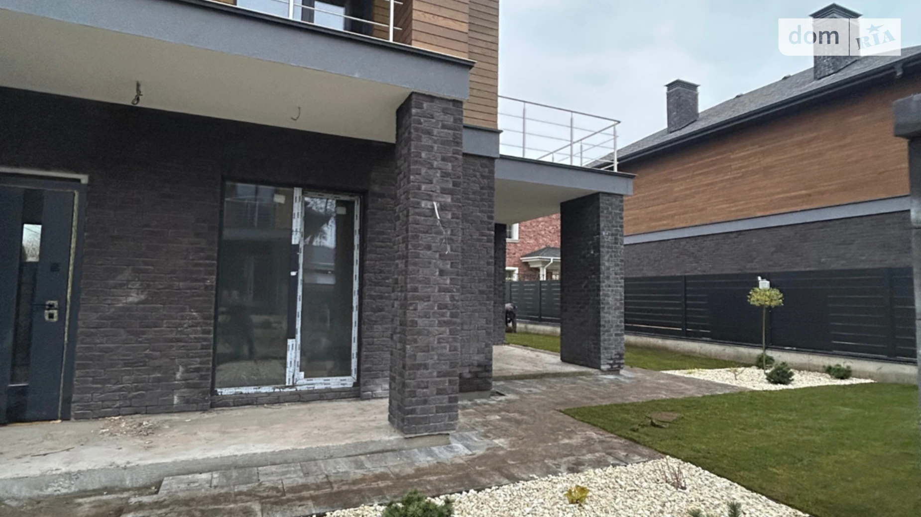 Продается дом на 2 этажа 250 кв. м с баней/сауной, цена: 81000 $ - фото 4