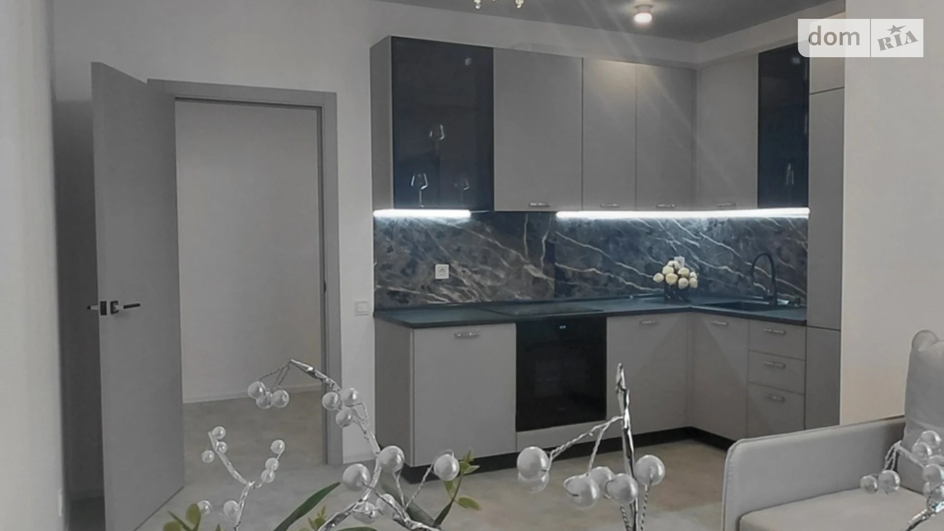 Продается 2-комнатная квартира 68.5 кв. м в Виннице, ул. Андрея Шептицкого - фото 2