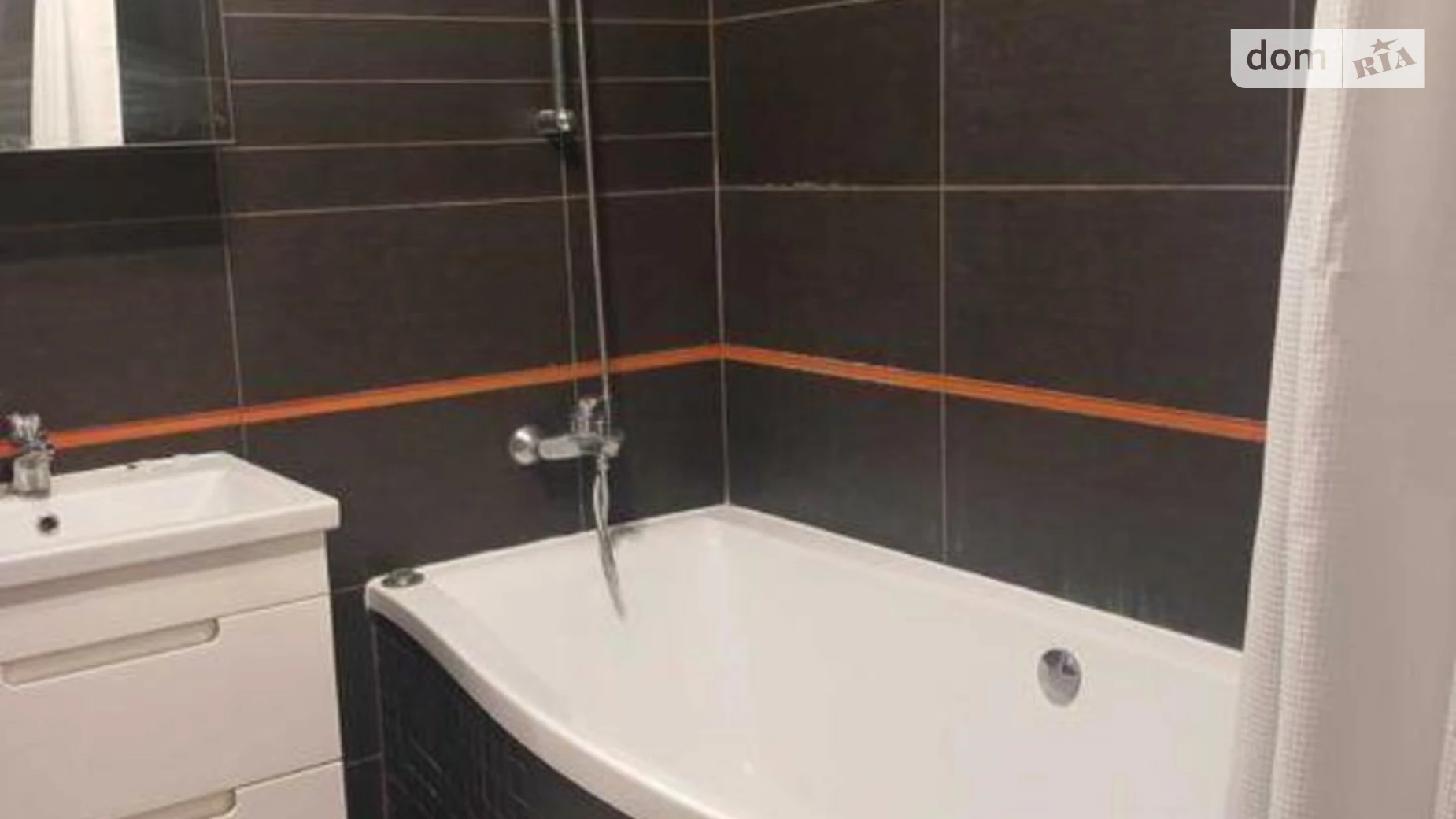 Продается 1-комнатная квартира 54 кв. м в Киеве, ул. Ревуцкого, 2 - фото 2