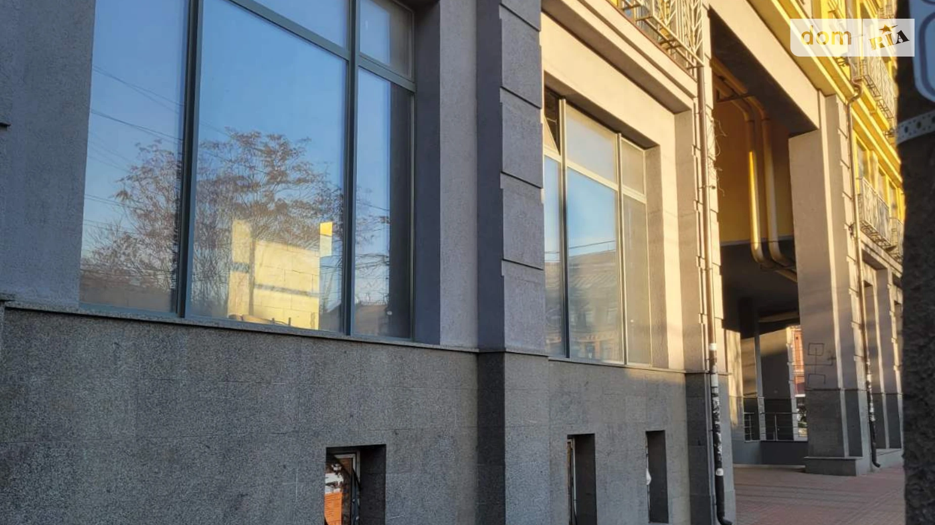 Сдается в аренду помещения свободного назначения 366.5 кв. м в 2-этажном здании, цена: 120000 грн - фото 2