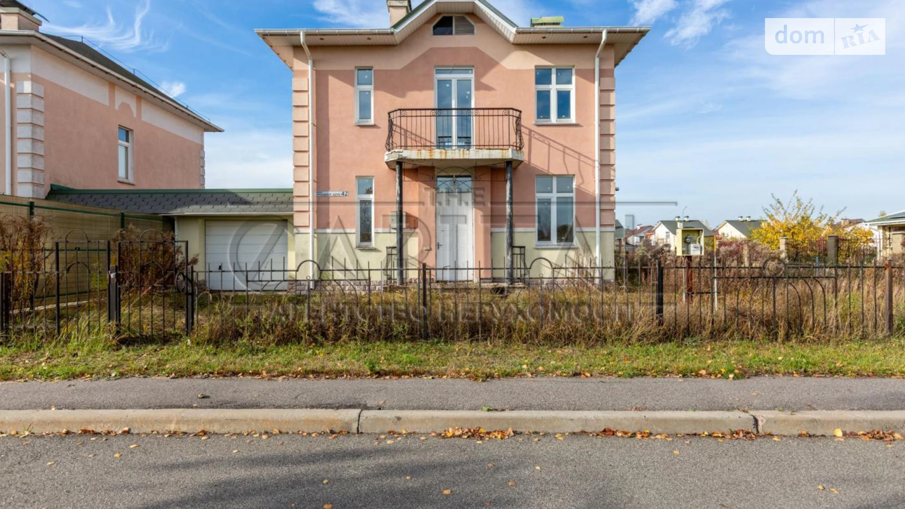 Продается дом на 2 этажа 138 кв. м с террасой, цена: 80000 $ - фото 2