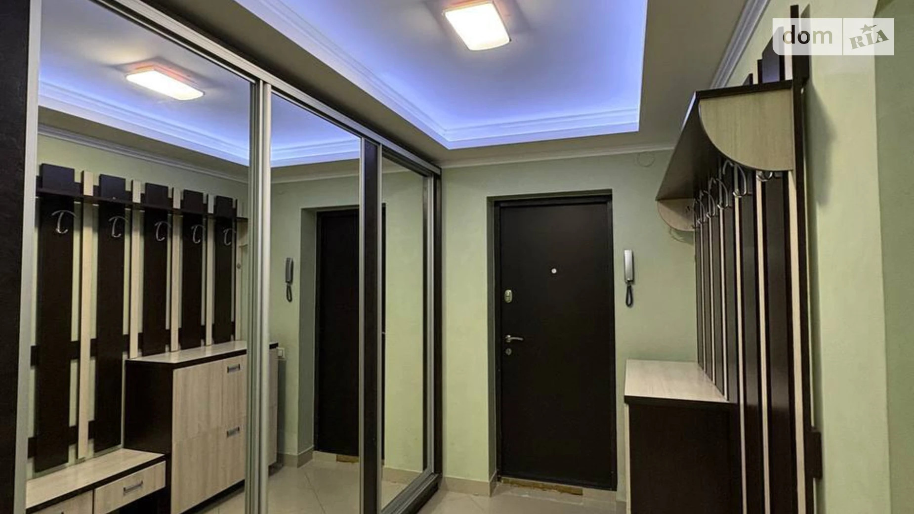 Продается 2-комнатная квартира 71.5 кв. м в Ровно, ул. Княгини Ольги, 8 - фото 3