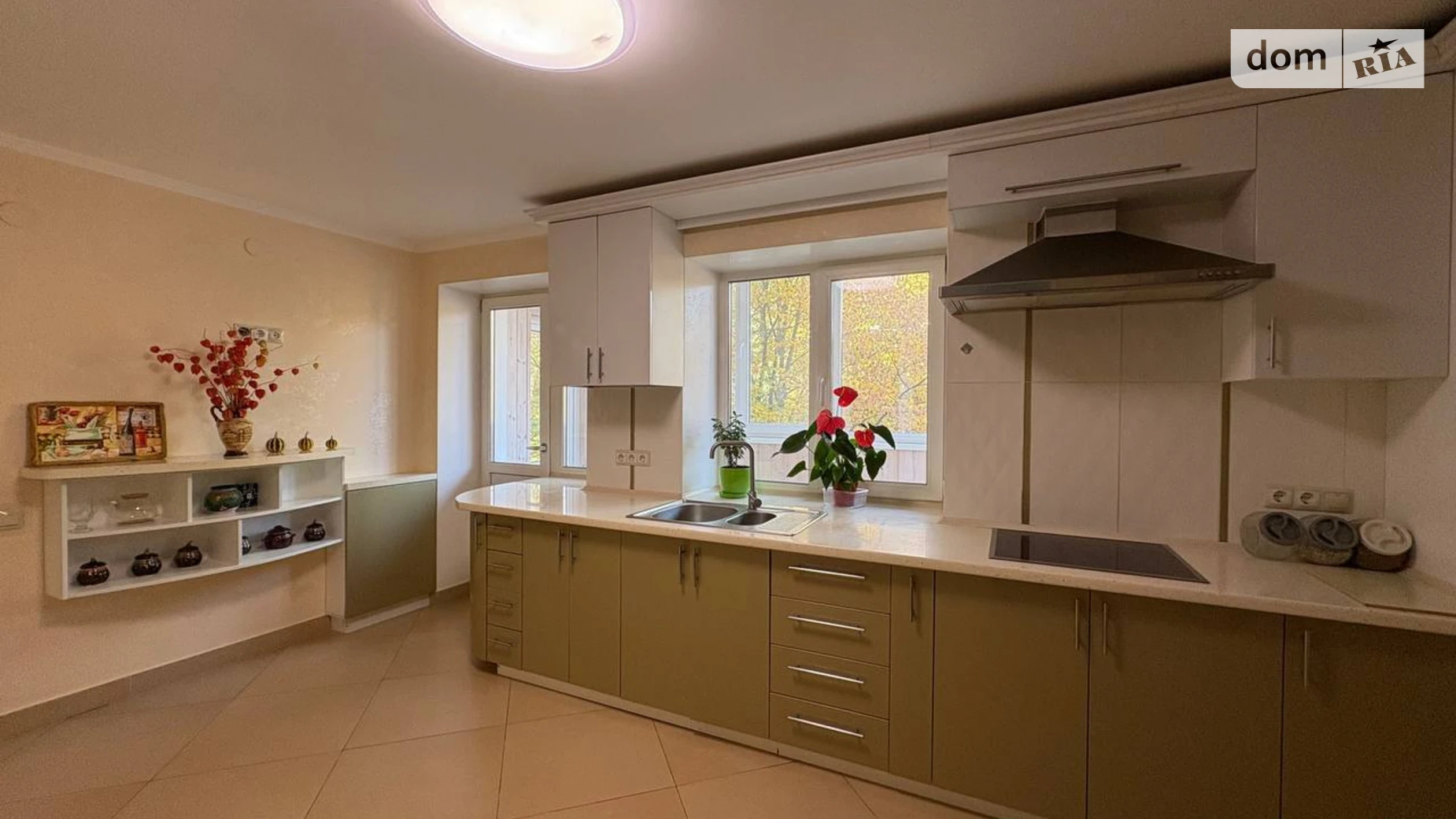 Продается 2-комнатная квартира 71.5 кв. м в Ровно, ул. Княгини Ольги, 8 - фото 4