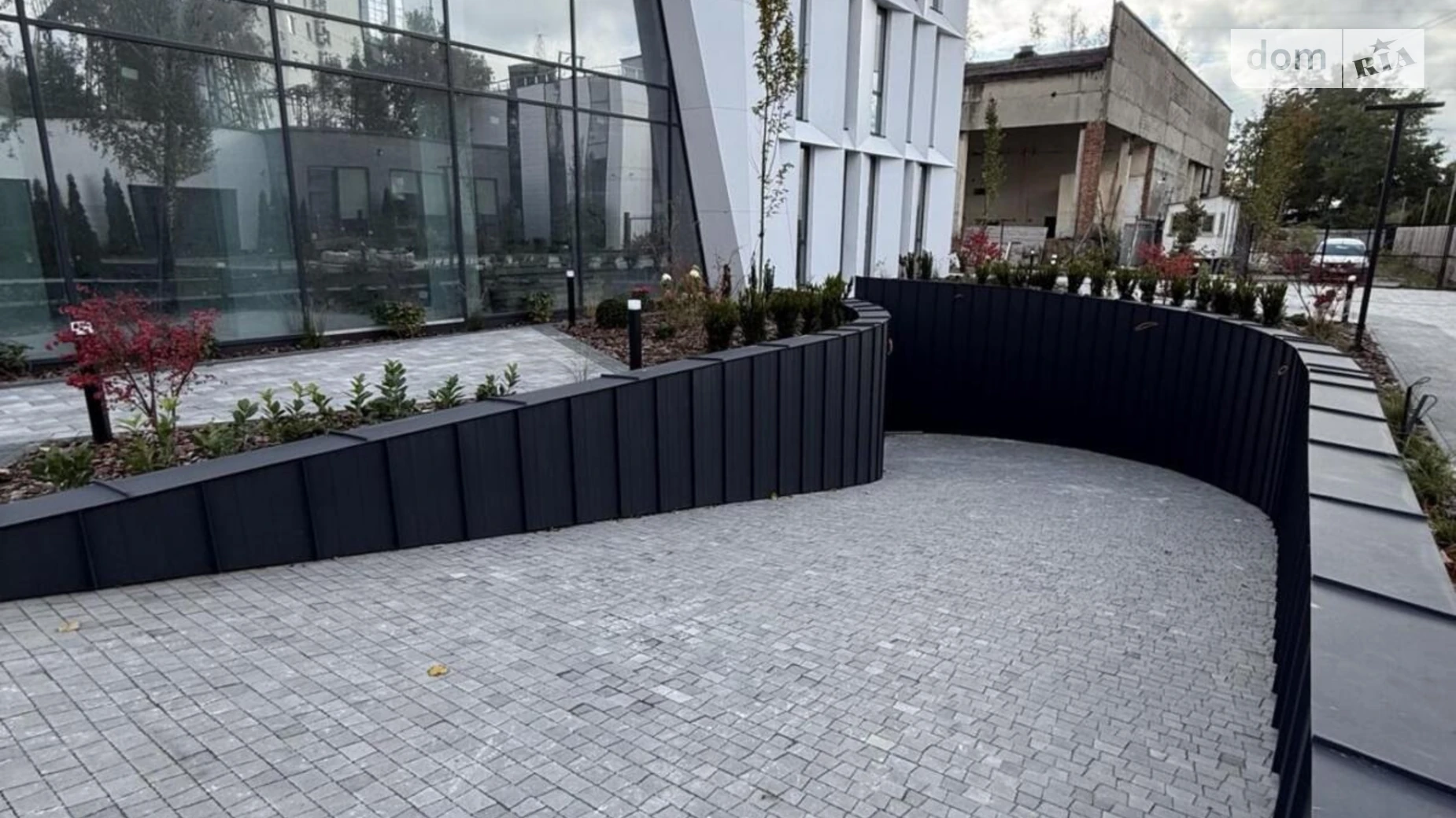 Продается 2-комнатная квартира 62 кв. м в Львове, ул. Венгерская, 14 - фото 4