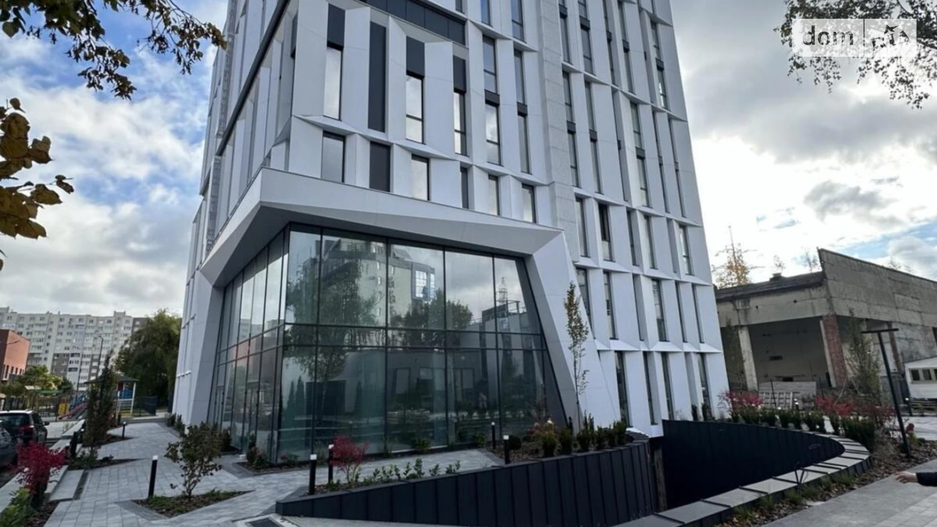 Продается 2-комнатная квартира 62 кв. м в Львове, ул. Венгерская, 14 - фото 2