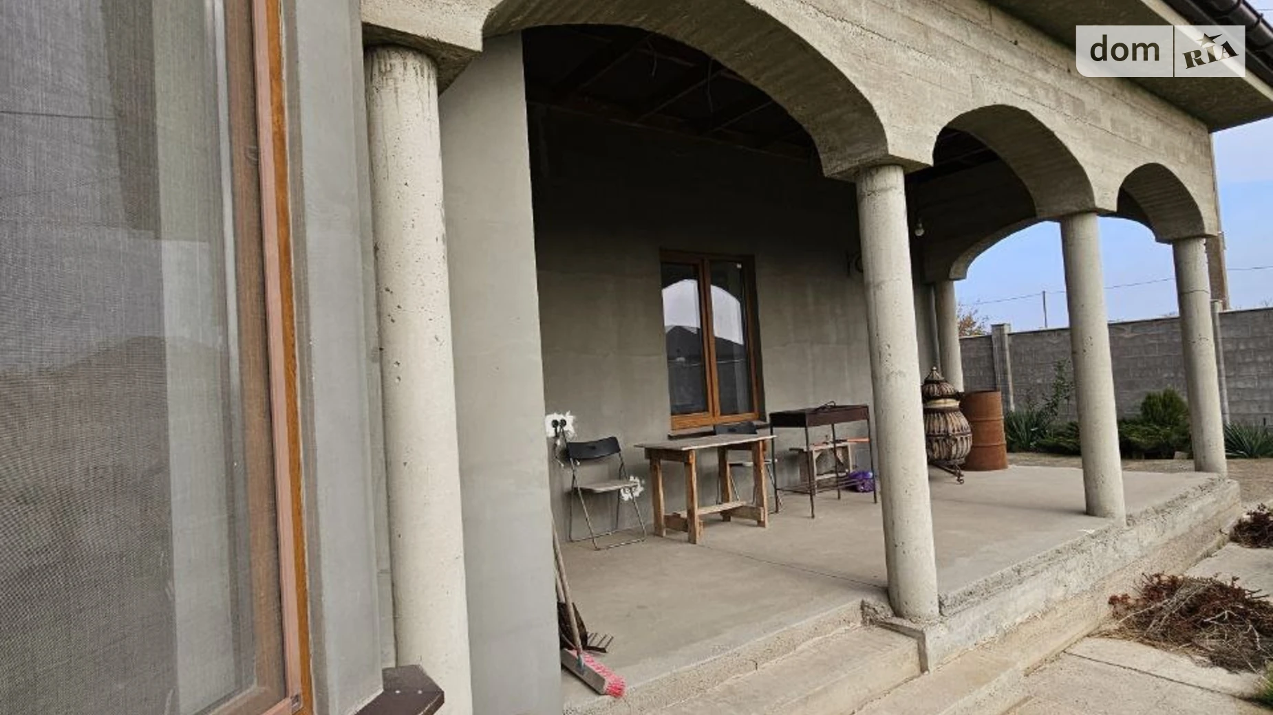 Продается дом на 2 этажа 239 кв. м с верандой, цена: 200000 $ - фото 3