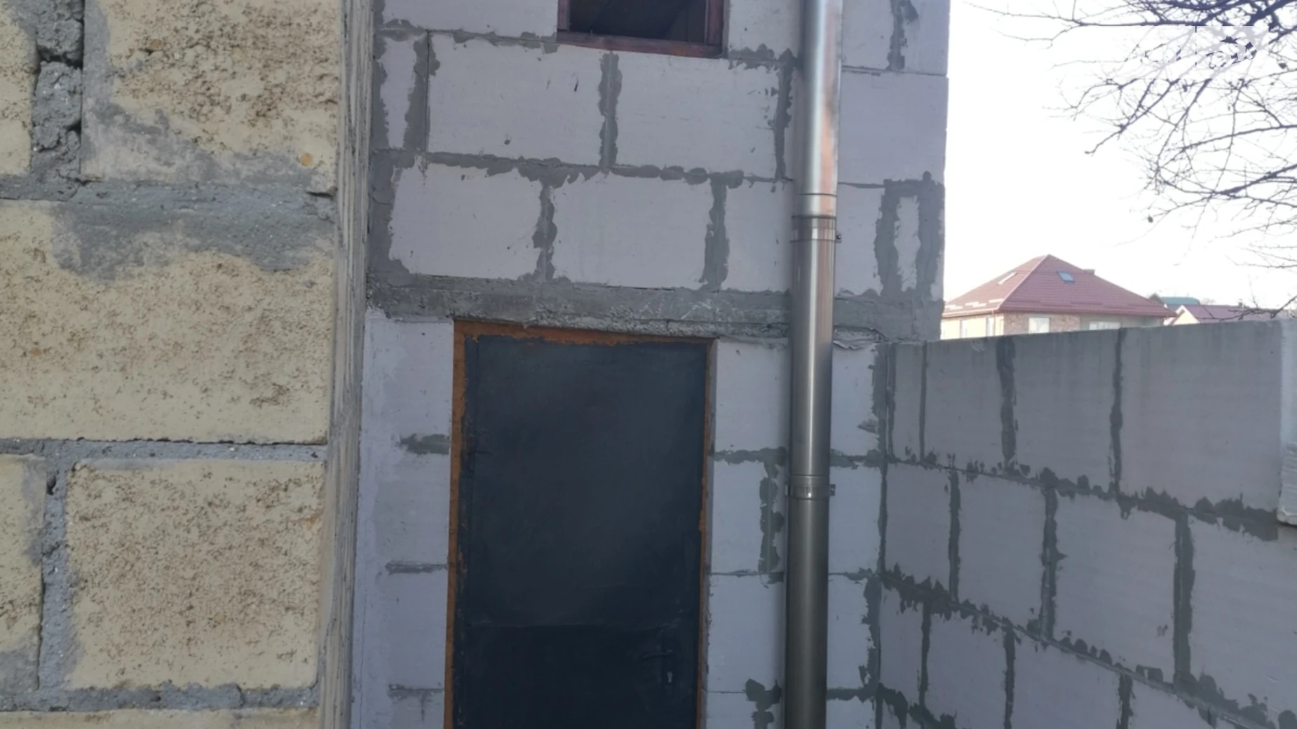 Продается дом на 2 этажа 135 кв. м с садом, цена: 140000 $ - фото 3