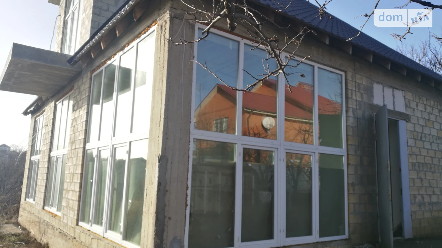 Продается дом на 2 этажа 135 кв. м с садом, цена: 140000 $ - фото 4