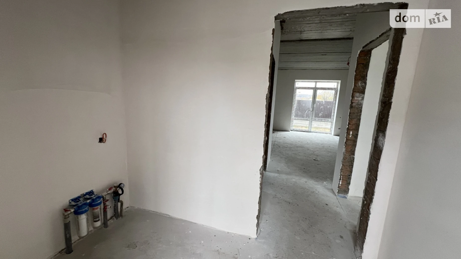 Продается дом на 2 этажа 110 кв. м с бассейном, цена: 88998 $ - фото 3