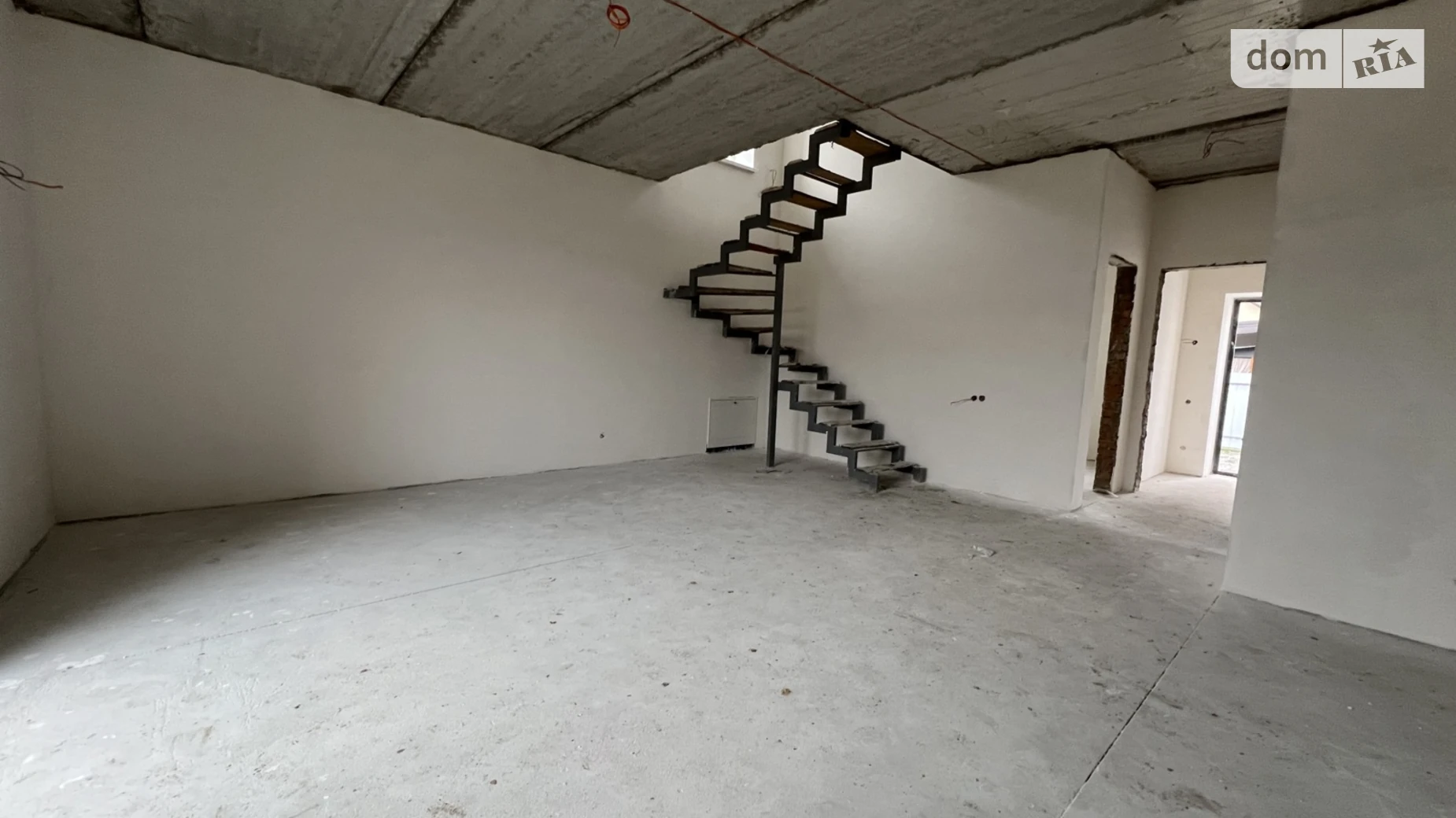 Продается дом на 2 этажа 110 кв. м с бассейном, цена: 88998 $ - фото 5