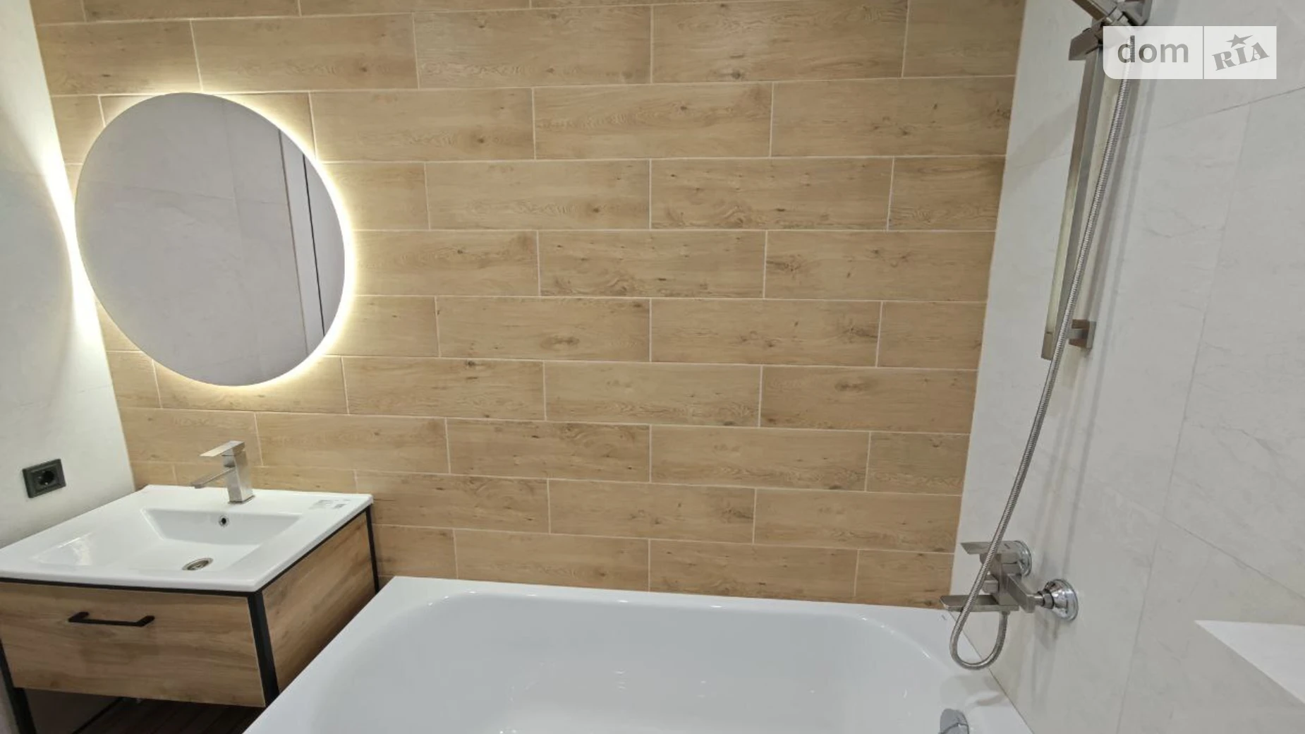 Продается 2-комнатная квартира 68.5 кв. м в Хмельницком, цена: 93999 $ - фото 3