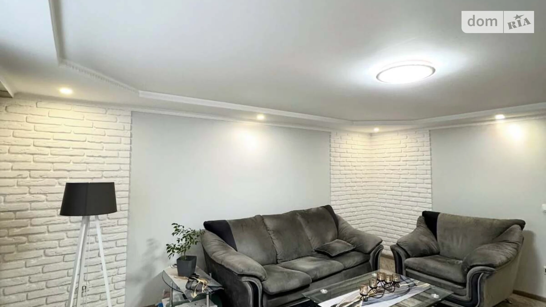 Продается одноэтажный дом 300 кв. м с камином, цена: 250000 $ - фото 4