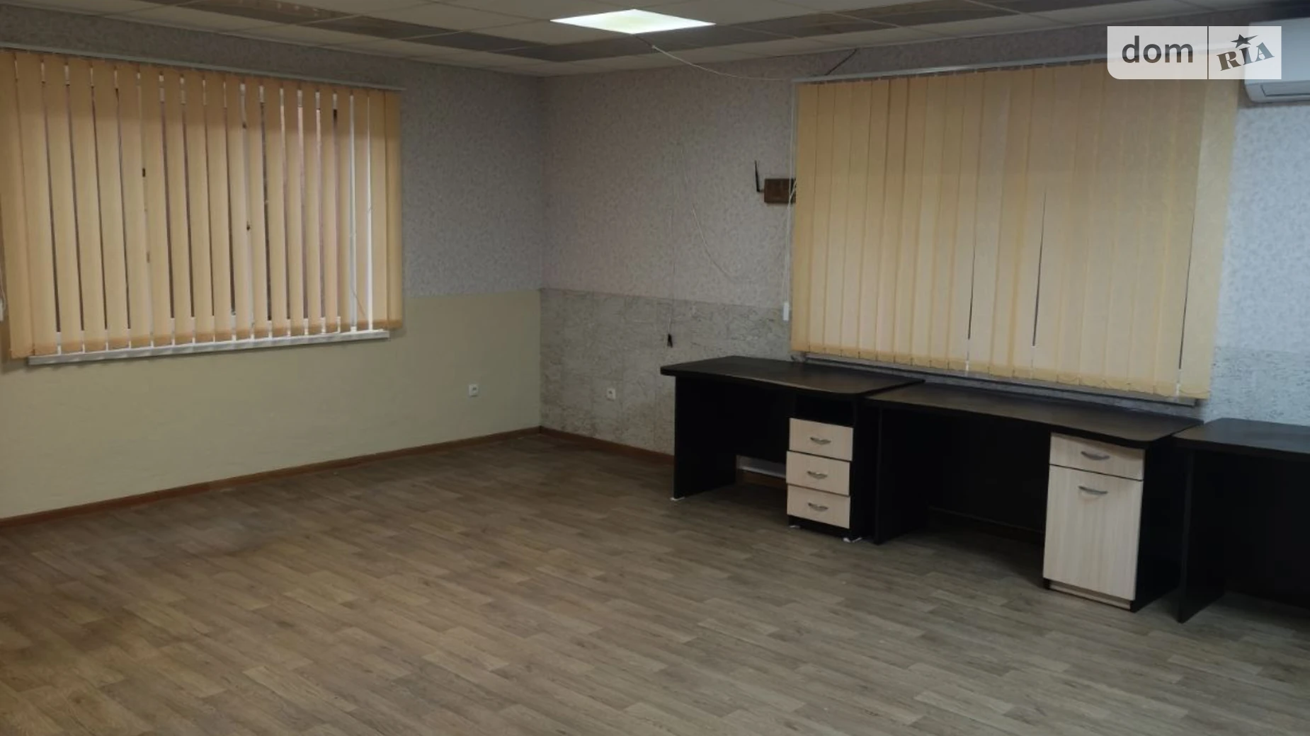 Сдается в аренду офис 92 кв. м в бизнес-центре, цена: 20000 грн - фото 2