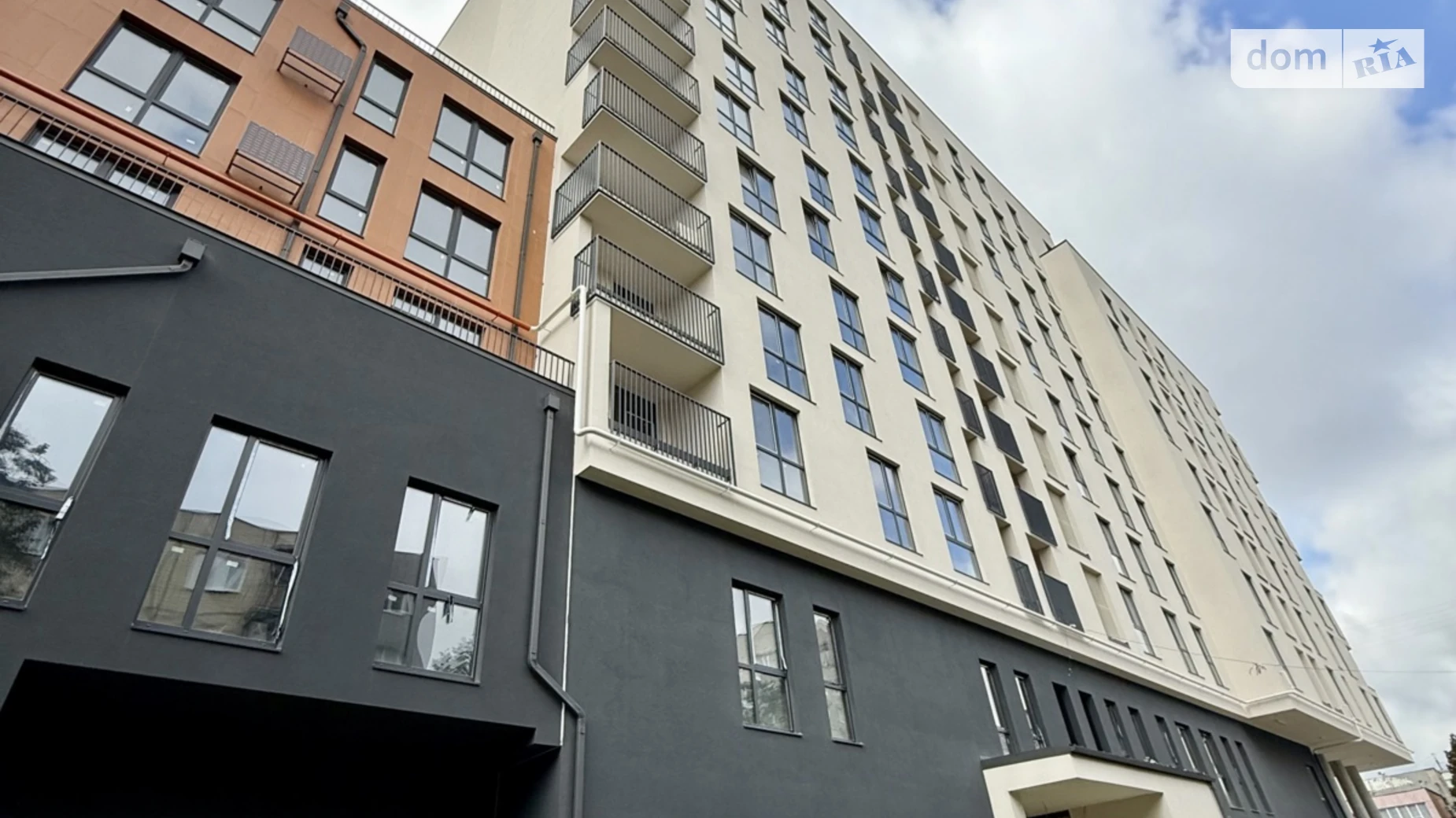 Продается 1-комнатная квартира 42 кв. м в Львове, ул. Любинская, 93 - фото 3