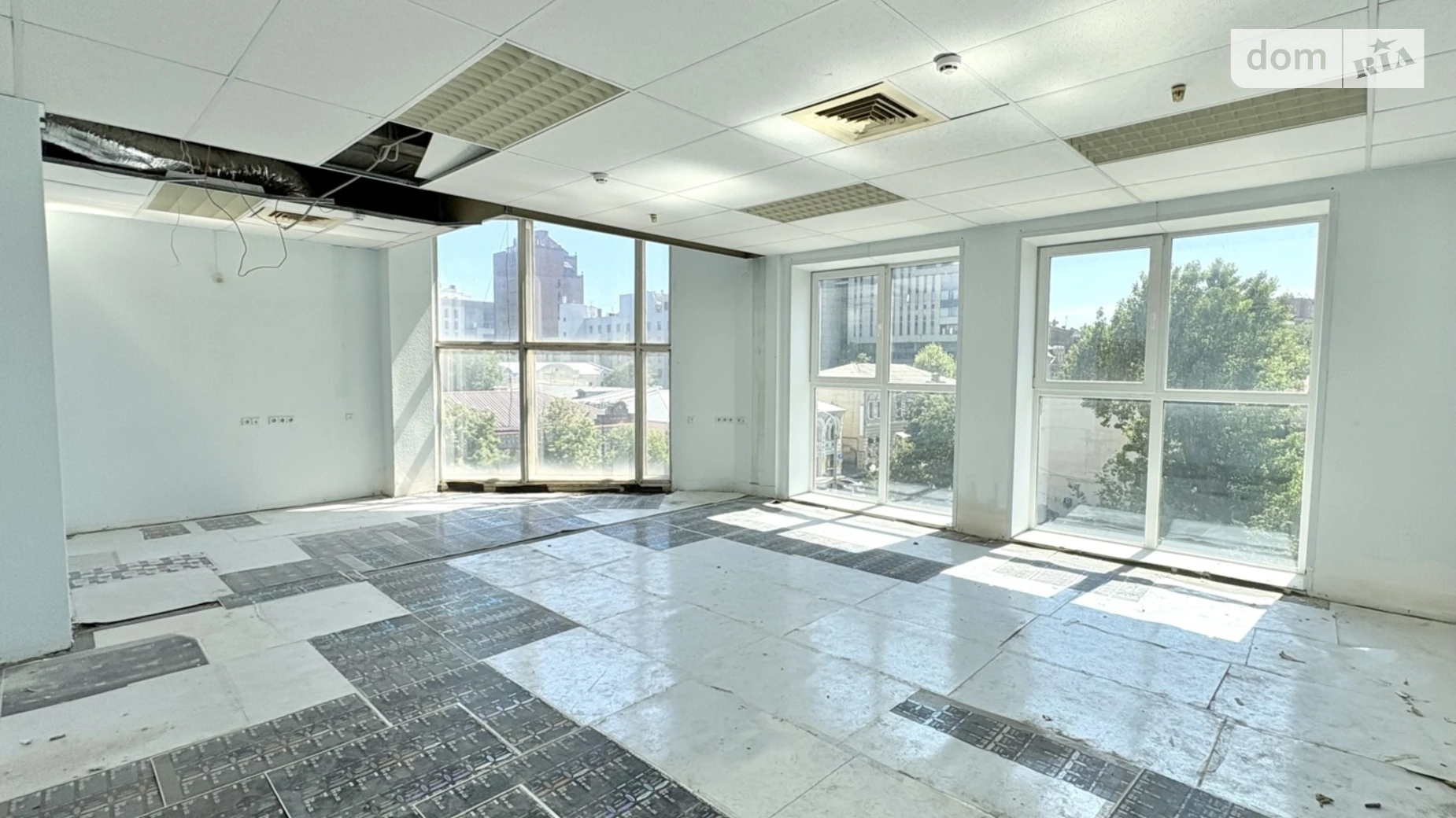 Продается офис 1147.8 кв. м в бизнес-центре, цена: 688680 $ - фото 3