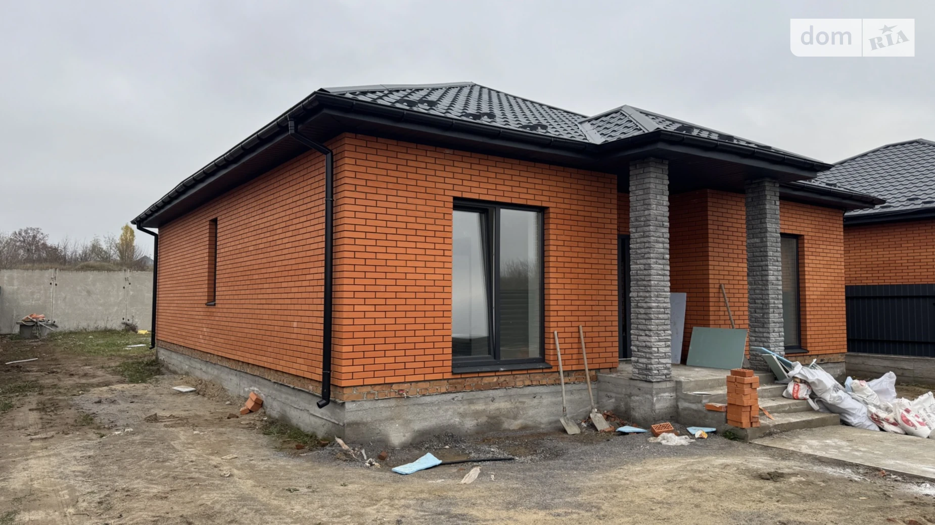 Продається одноповерховий будинок 99 кв. м с басейном, цена: 84995 $ - фото 3