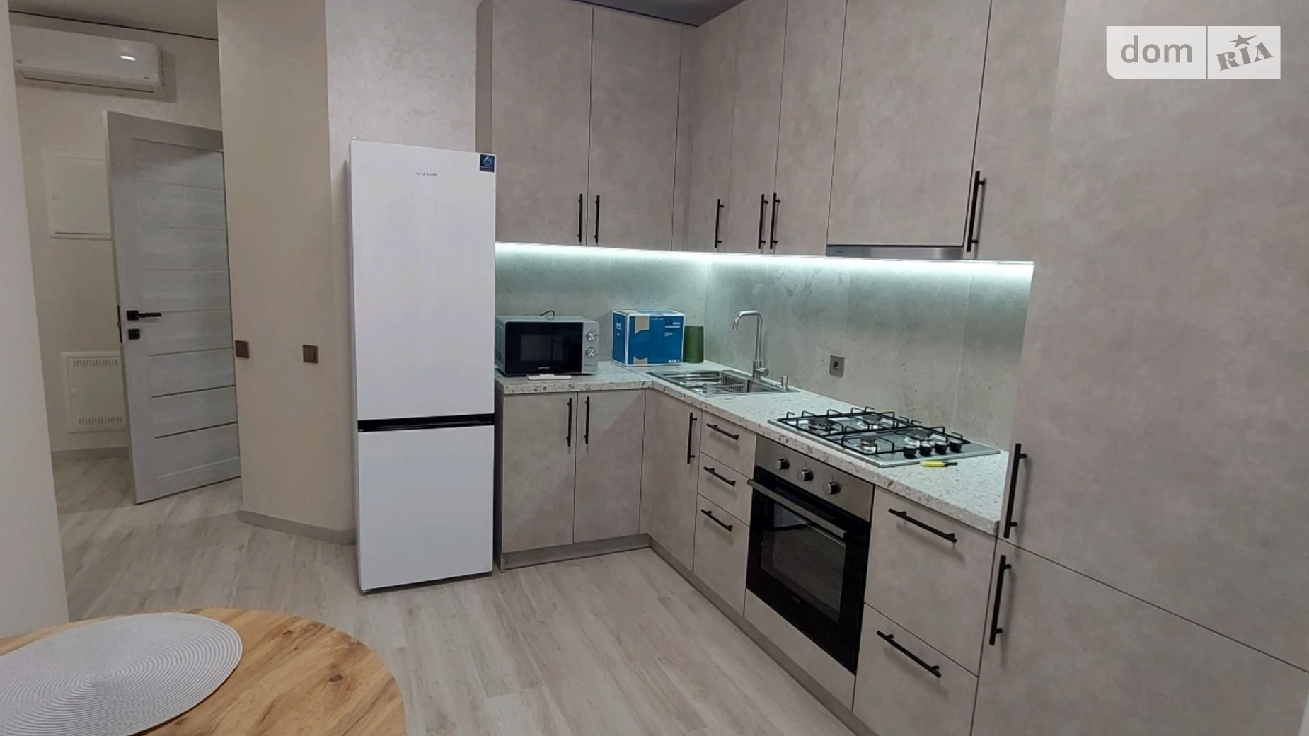 1-комнатная квартира 43 кв. м в, цена: 14000 грн - фото 4