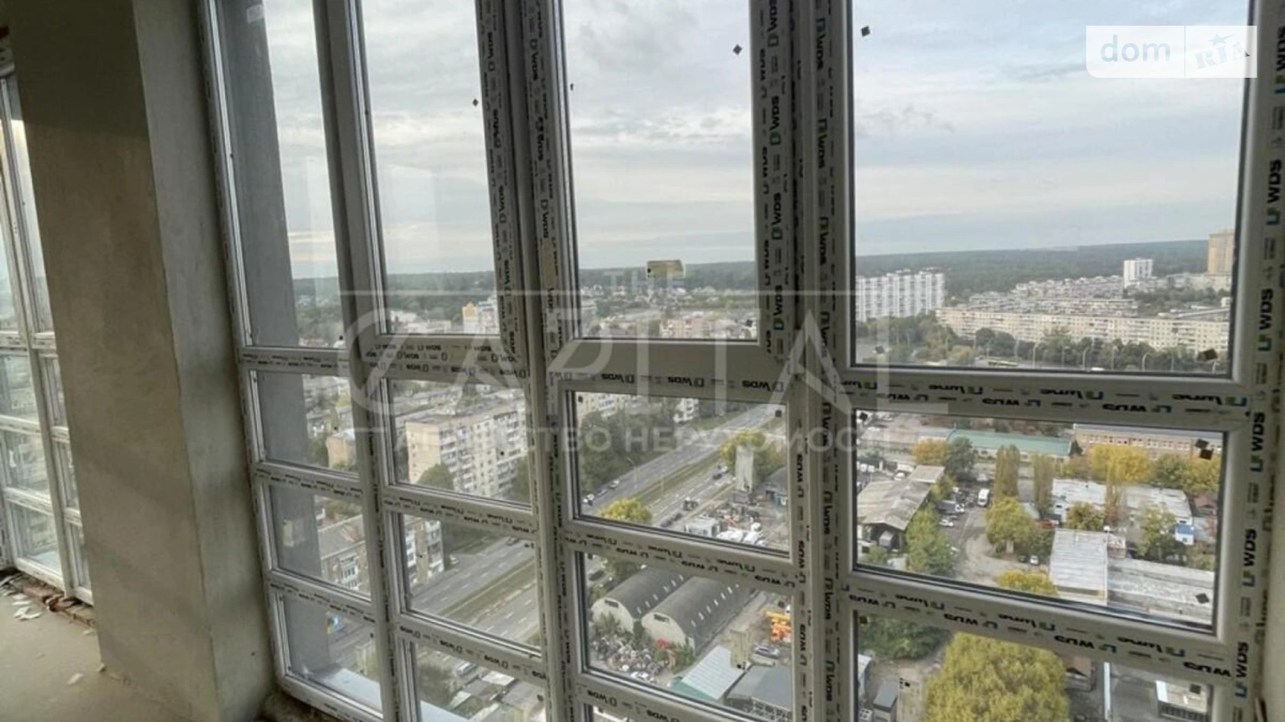 Продается 4-комнатная квартира 135 кв. м в Киеве, ул. Бережанская, 15 - фото 3