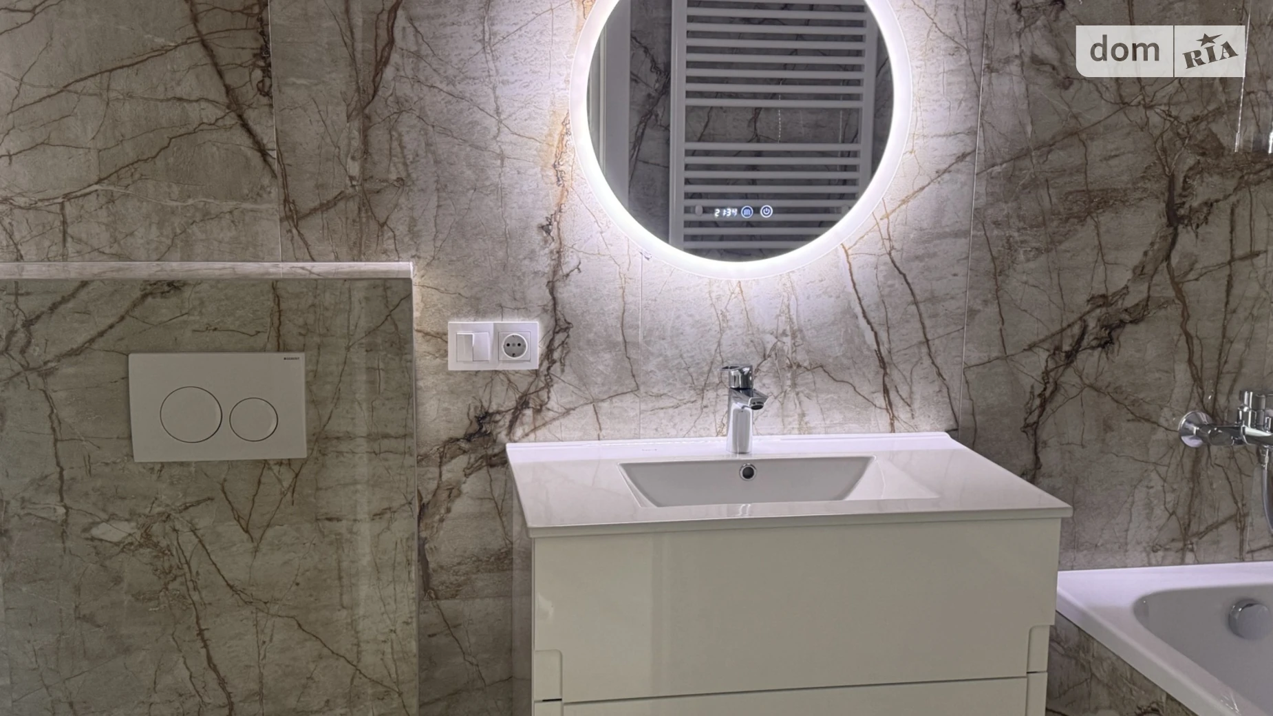 Продается 1-комнатная квартира 41 кв. м в Ужгороде, ул. Собранецкая, 100 - фото 3