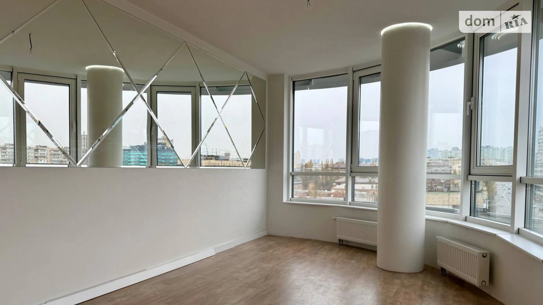 Продається 2-кімнатна квартира 68.1 кв. м у Києві, пров. Ужгородський, 4/1 - фото 2