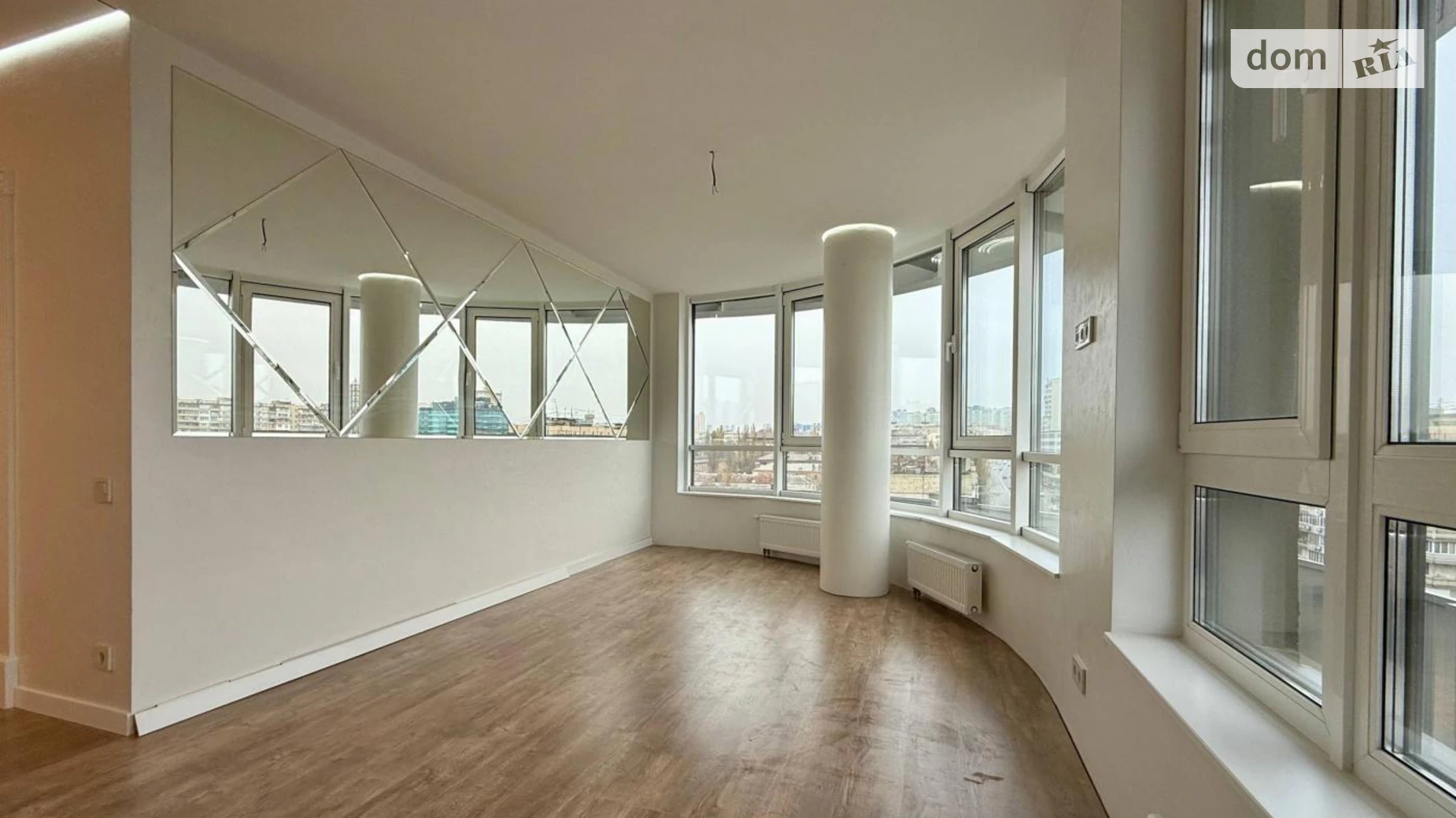 Продається 2-кімнатна квартира 68.1 кв. м у Києві, пров. Ужгородський, 4/1 - фото 3