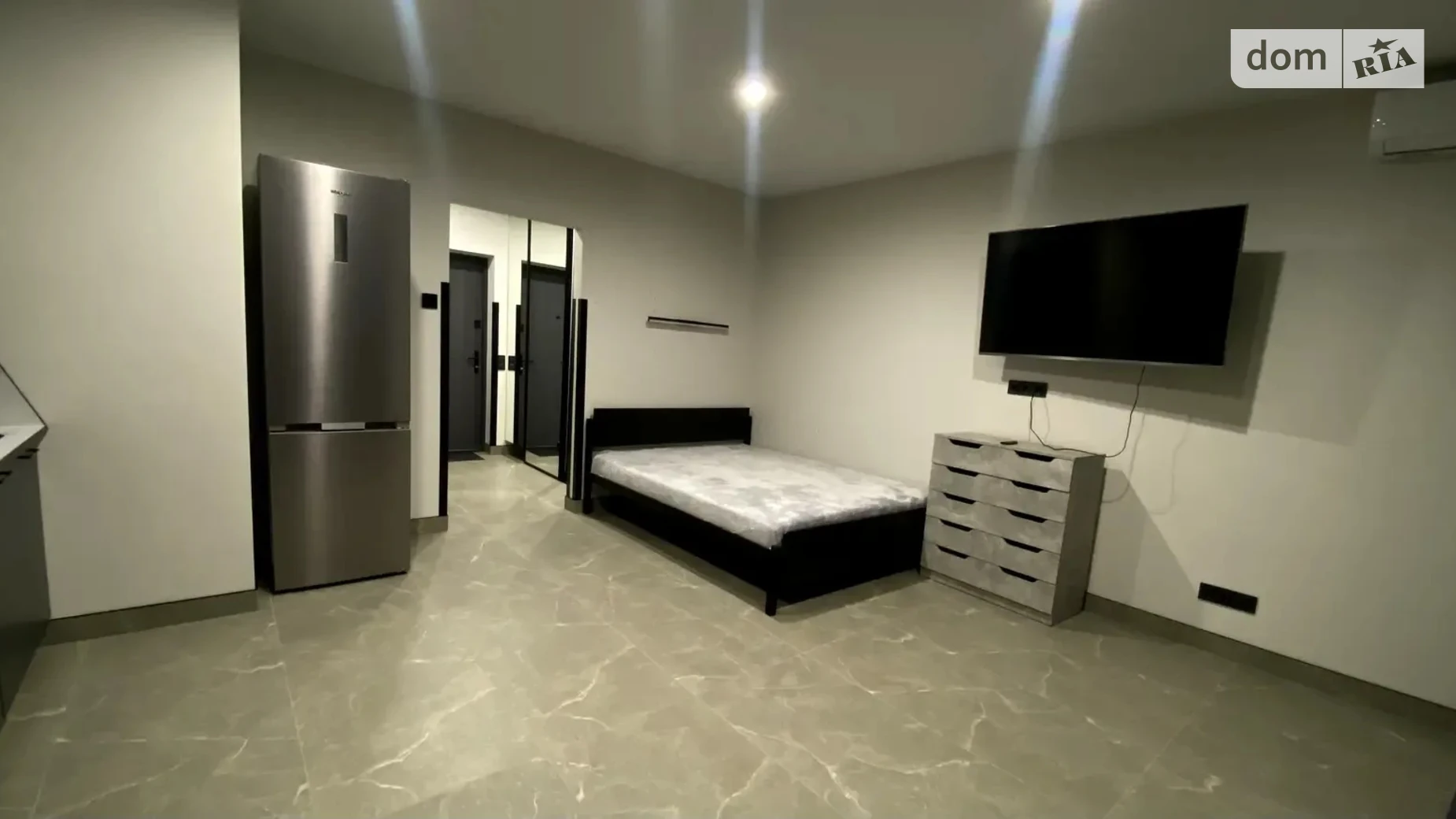 Сдается в аренду 1-комнатная квартира 37 кв. м в Киеве, ул. Васильковская, 37Г - фото 2