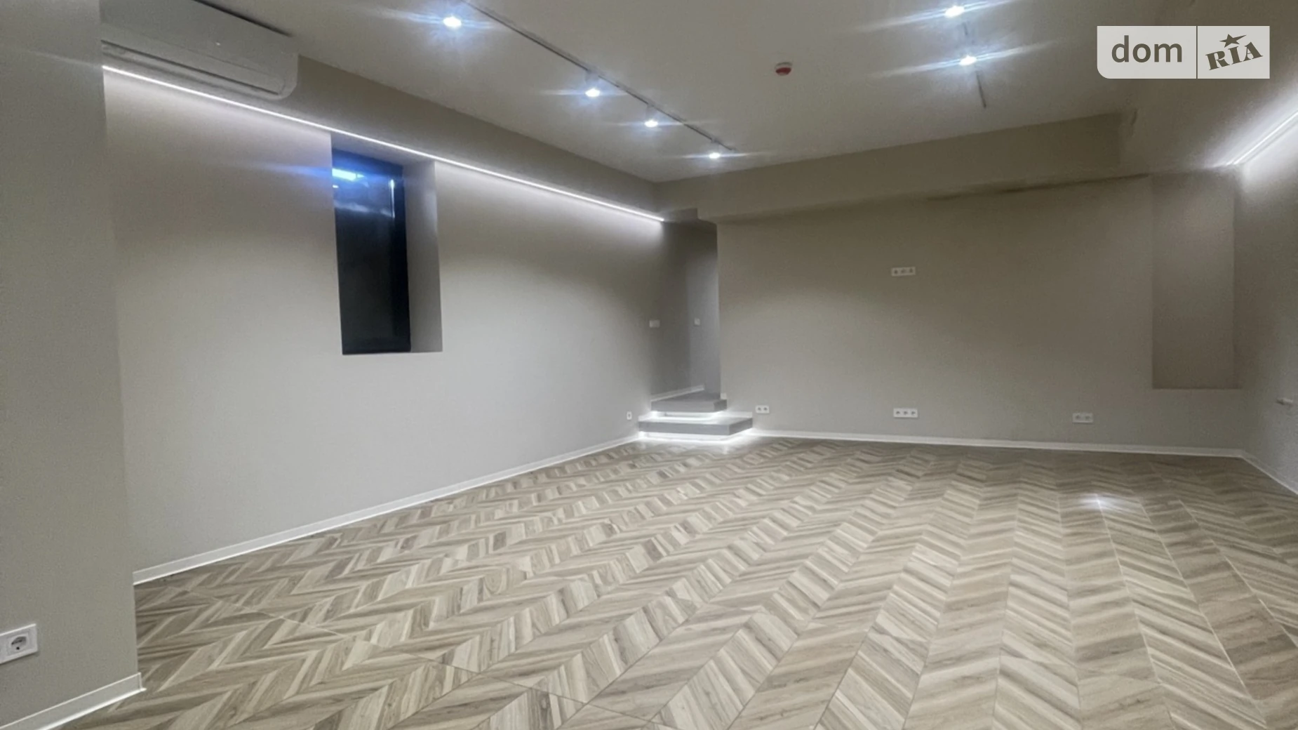 Здається в оренду приміщення вільного призначення 145 кв. м в 9-поверховій будівлі, цена: 60000 грн - фото 2