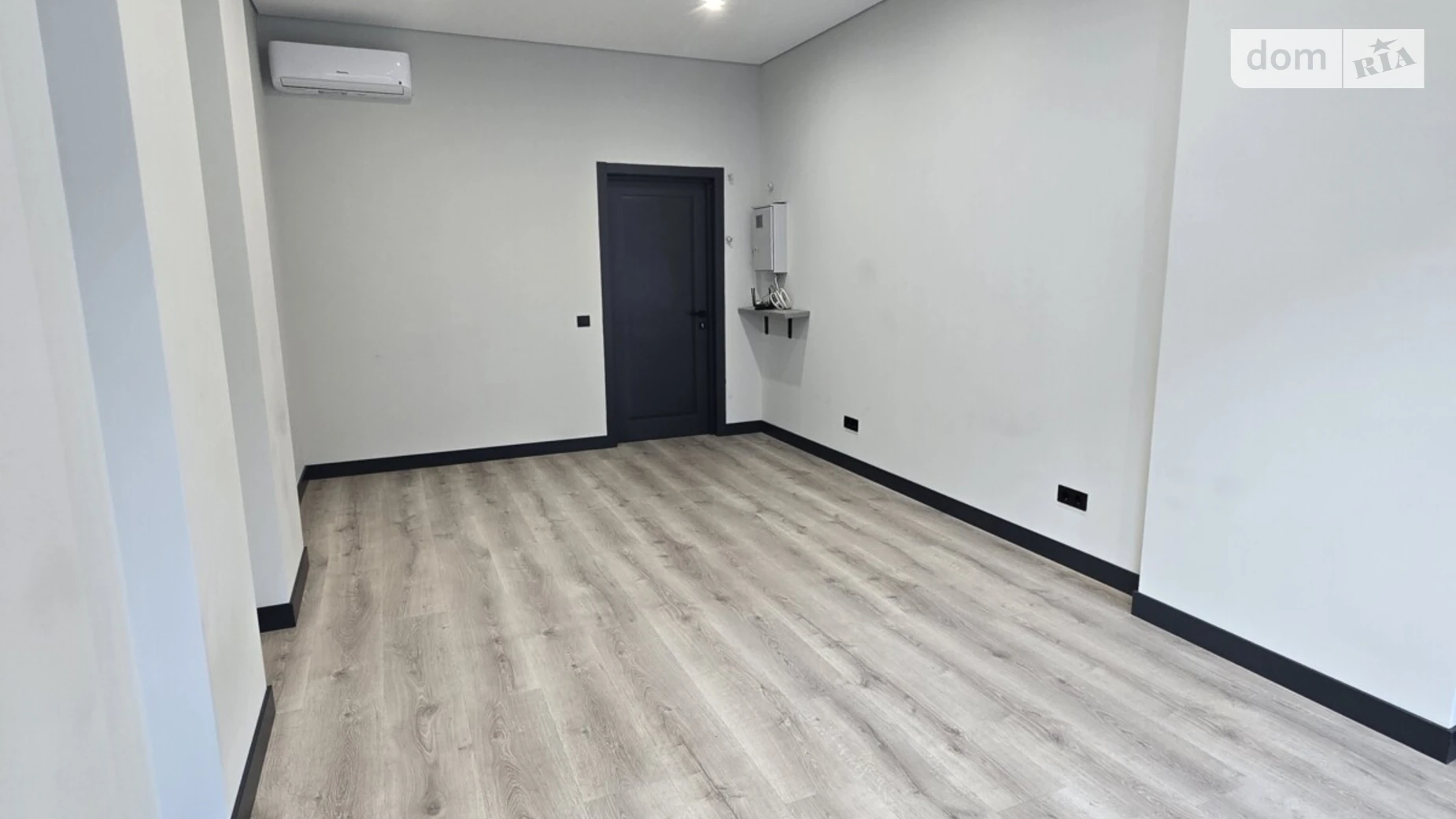 Сдается в аренду офис 21 кв. м в бизнес-центре, цена: 10000 грн - фото 2