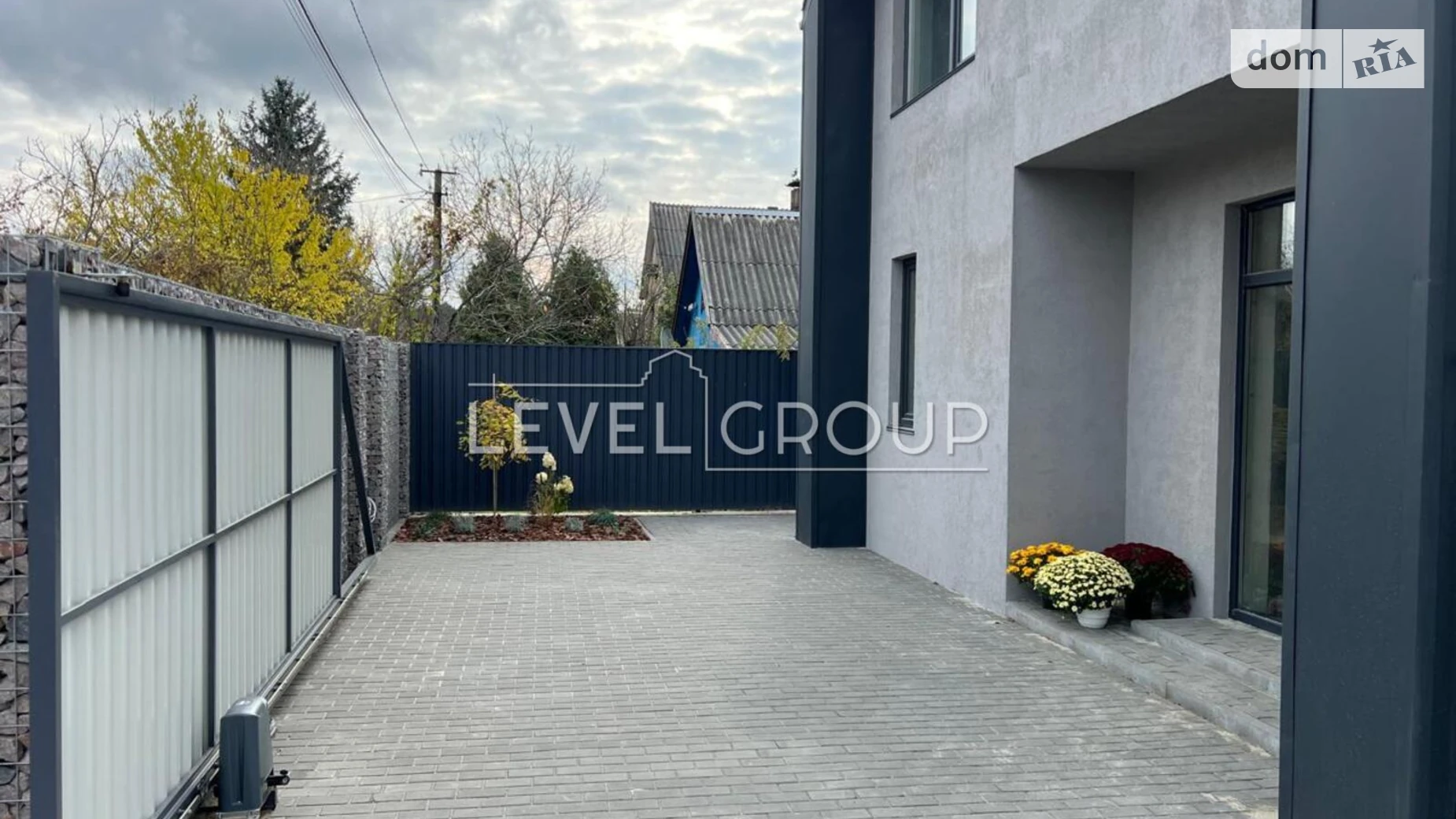 Продается дом на 2 этажа 140 кв. м с подвалом, цена: 155000 $ - фото 2