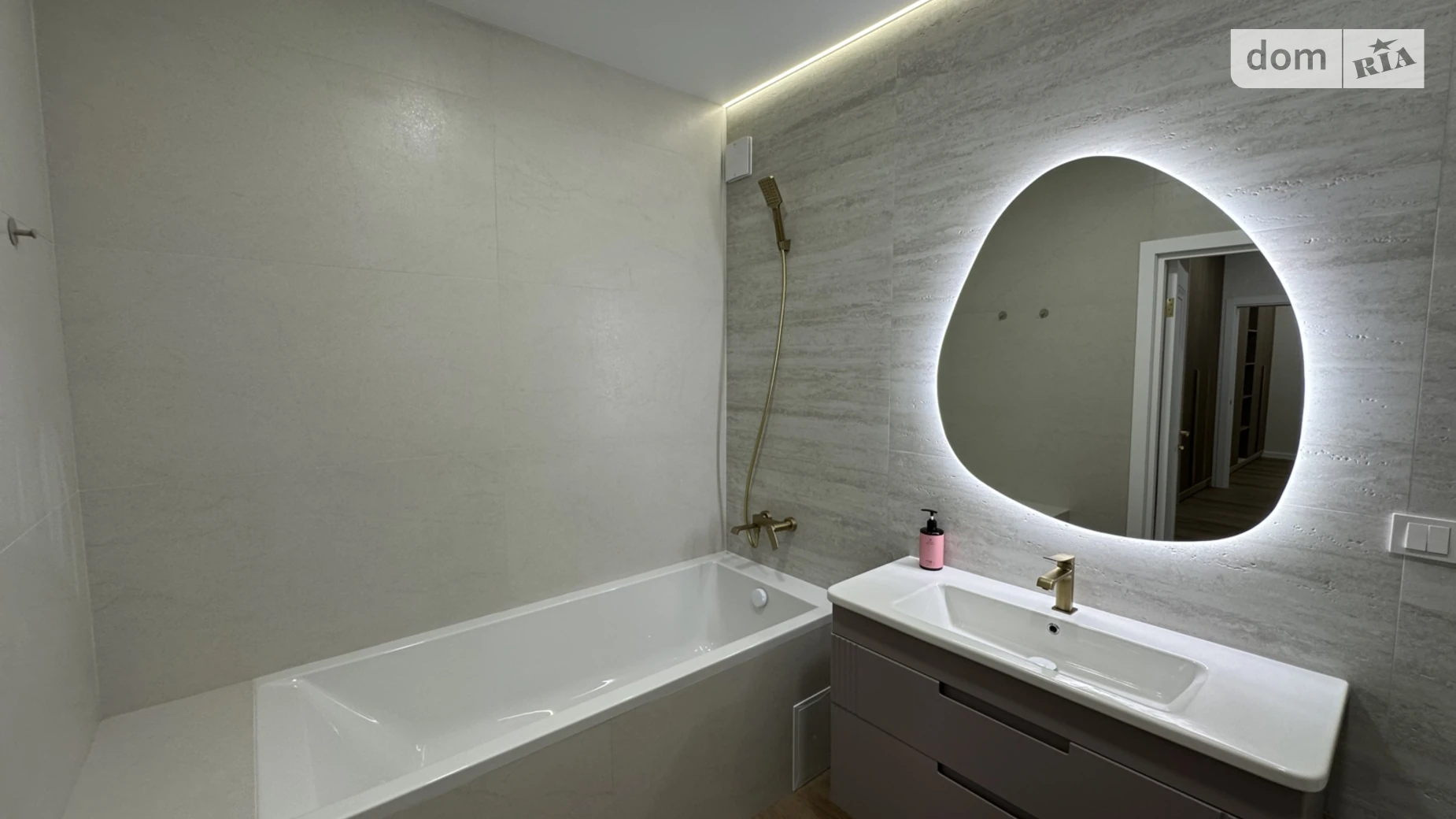 Продается 2-комнатная квартира 65 кв. м в Хмельницком, ул. Панаса Мирного, 16/1 - фото 3