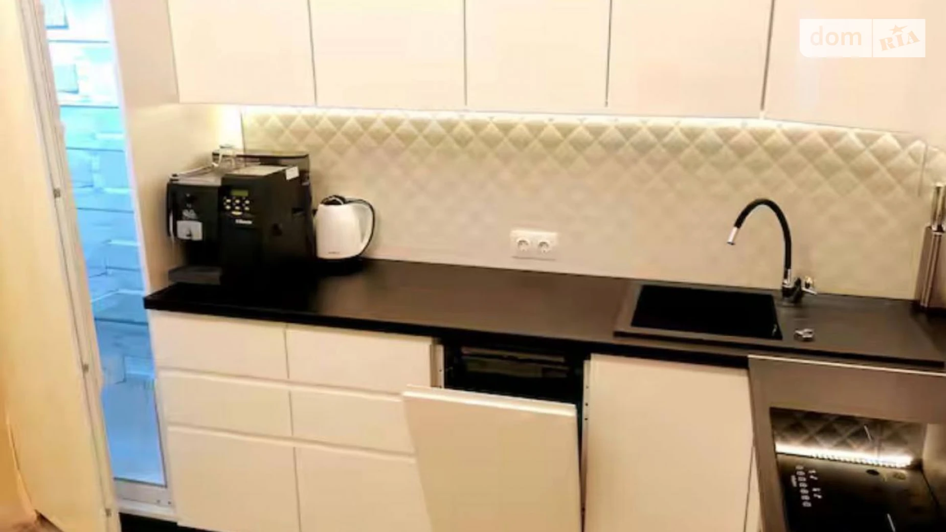 Сдается в аренду 1-комнатная квартира 50 кв. м в Львове, ул. Подсолнечная, 20А - фото 4