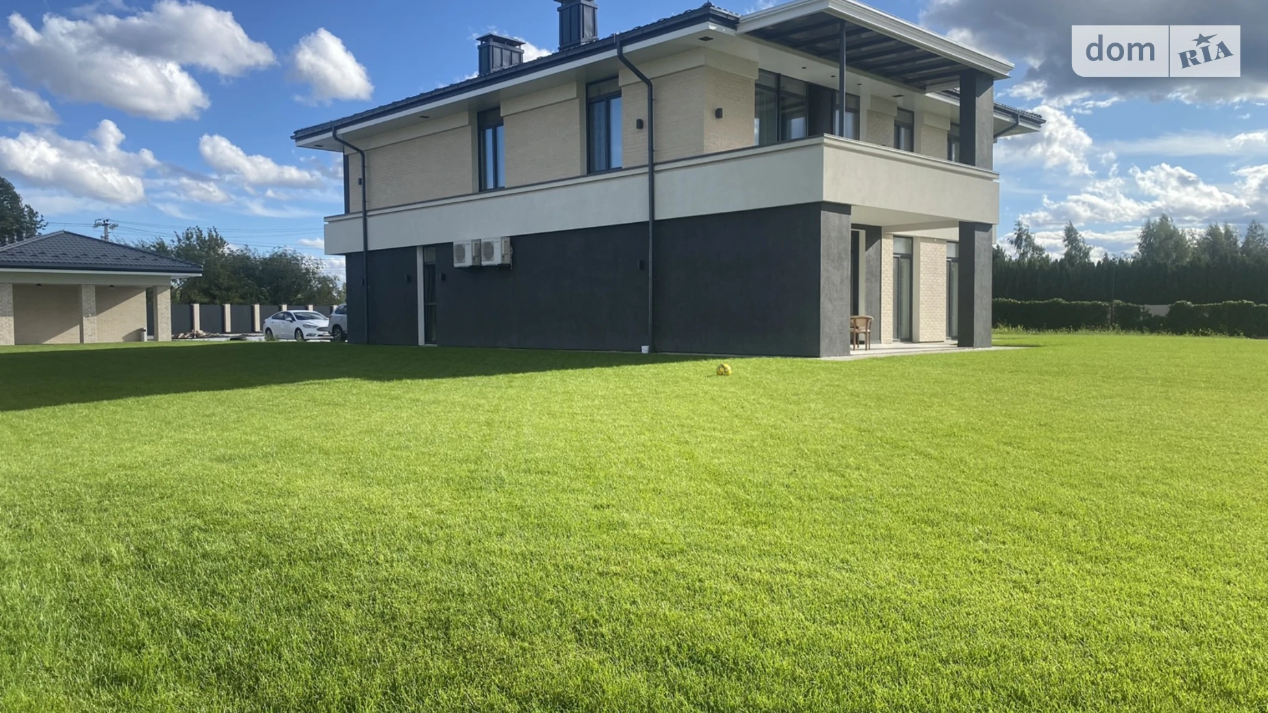 Продается дом на 2 этажа 292.4 кв. м с садом, цена: 1200000 $ - фото 2