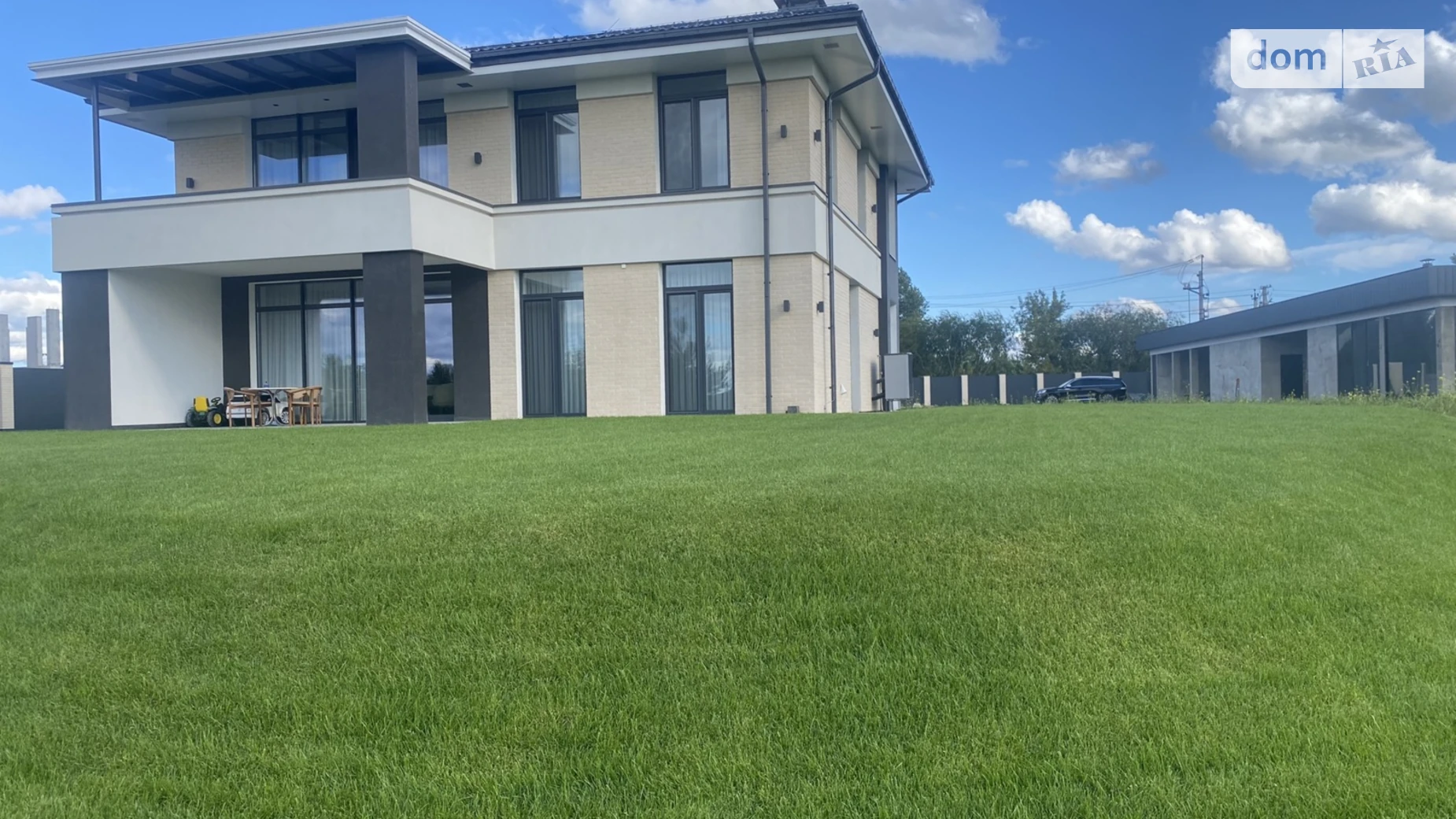 Продается дом на 2 этажа 292.4 кв. м с садом, цена: 1200000 $ - фото 3