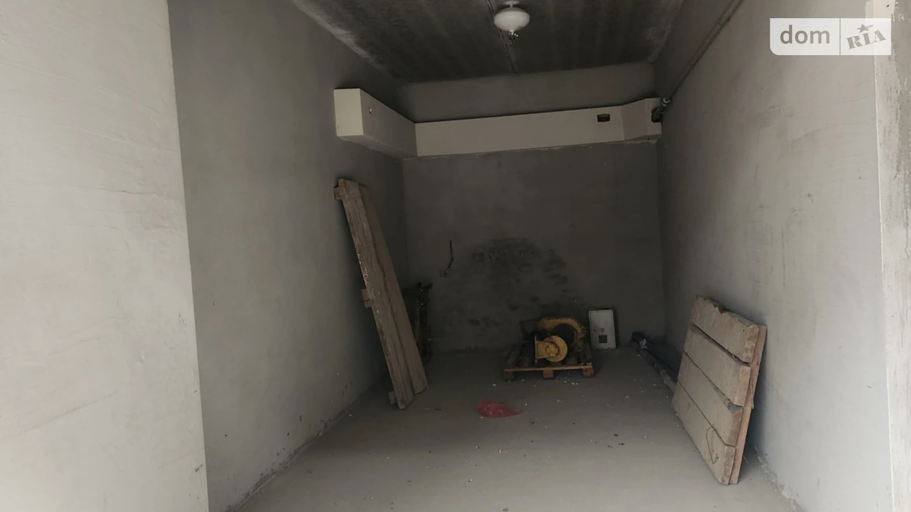 Продается отдельно стоящий гараж под легковое авто на 23.5 кв. м, цена: 15000 $ - фото 3