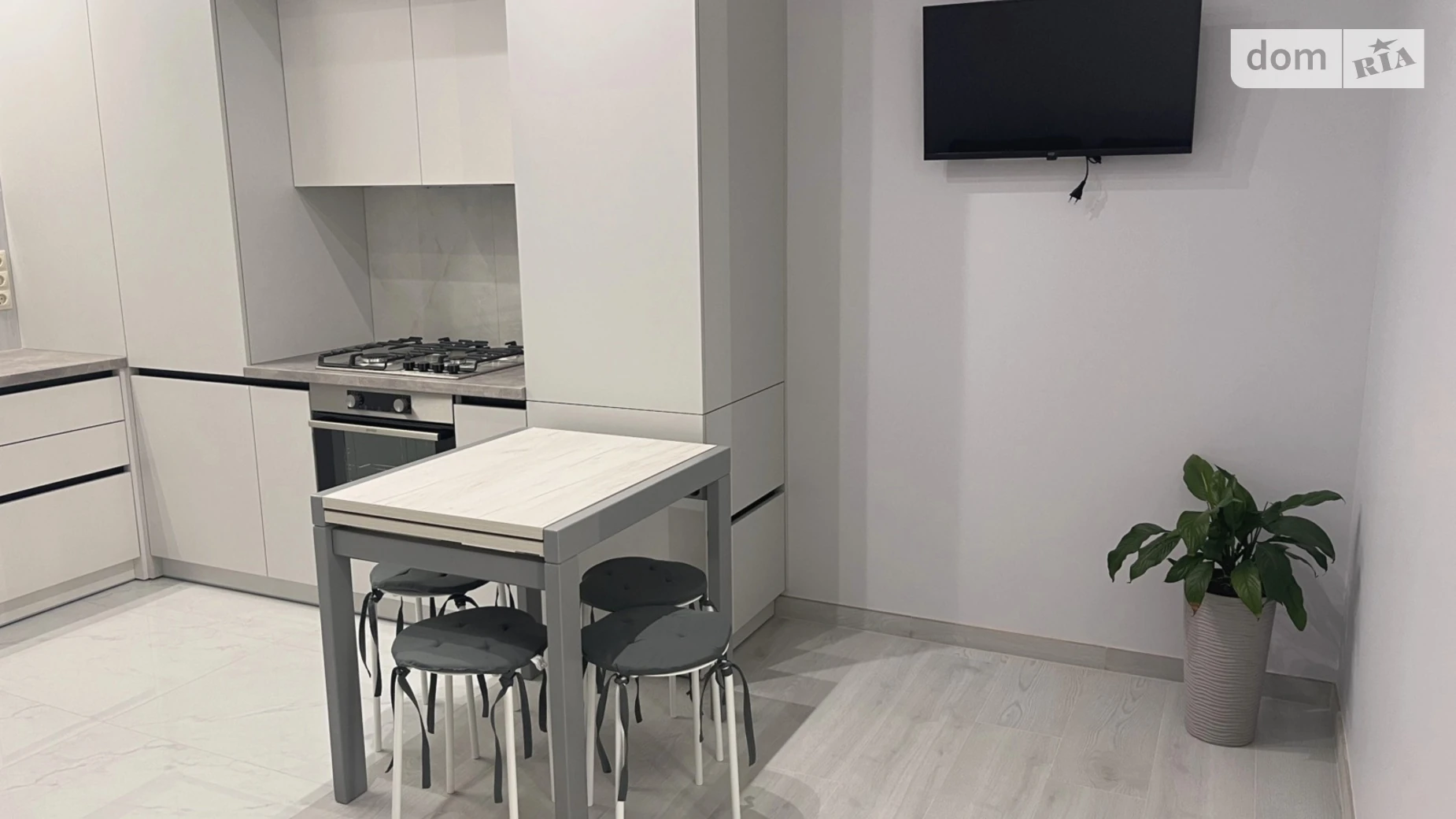 1-комнатная квартира 42.3 кв. м в, цена: 20000 грн - фото 2