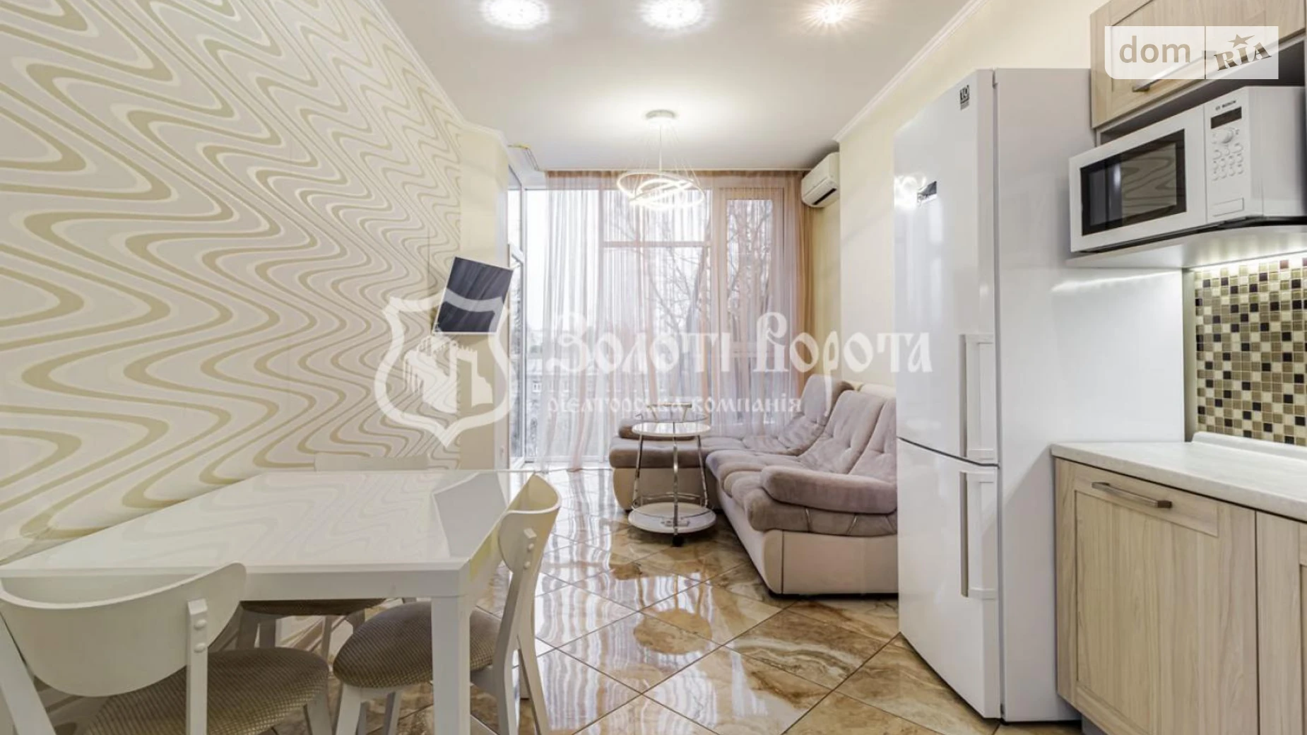 Продается 1-комнатная квартира 102.4 кв. м в Киеве, ул. Авиаконструктора Антонова, 2Б - фото 2