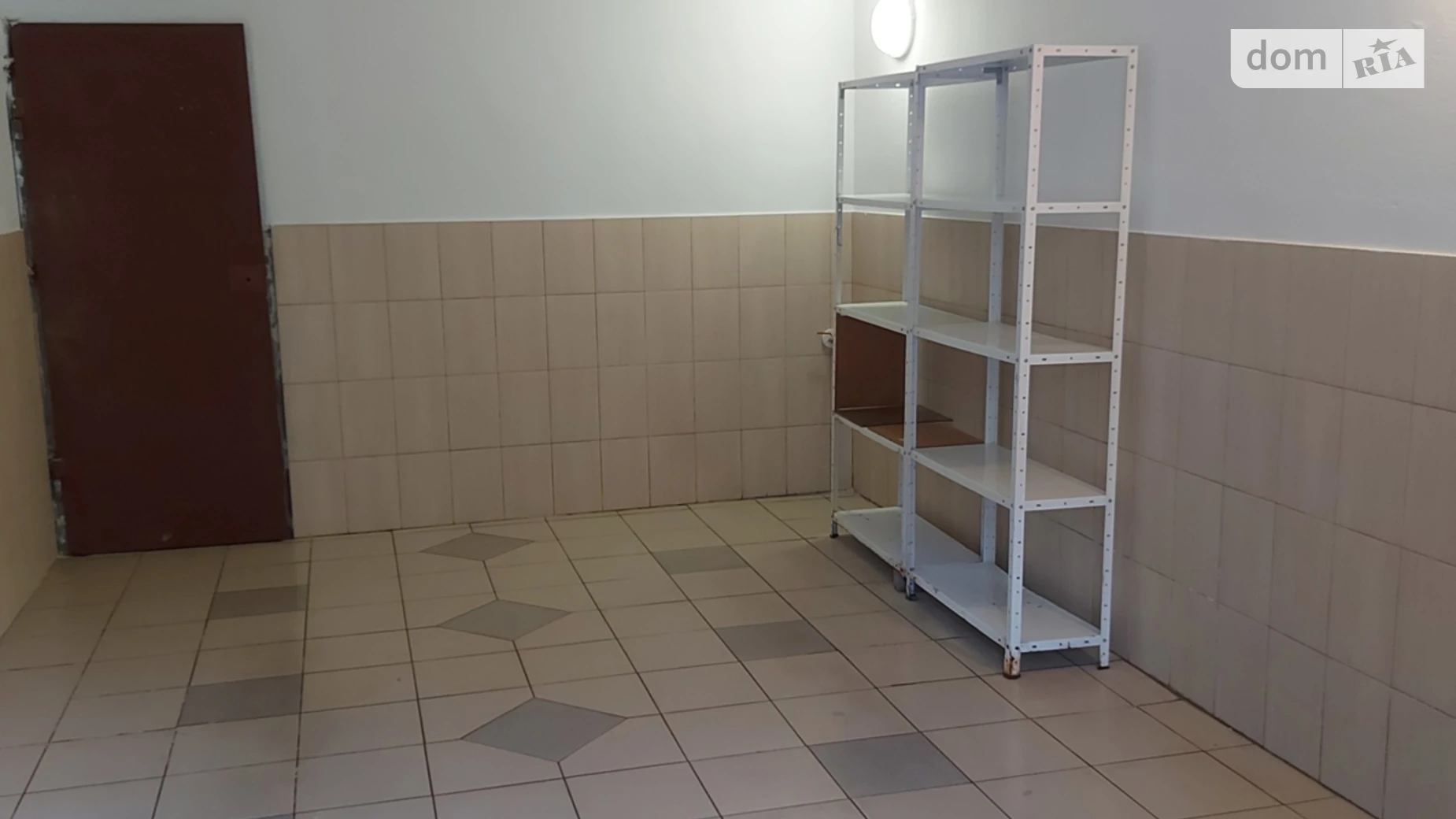 Сдается в аренду отдельно стоящий гараж под легковое авто на 19 кв. м, цена: 150 $ - фото 4