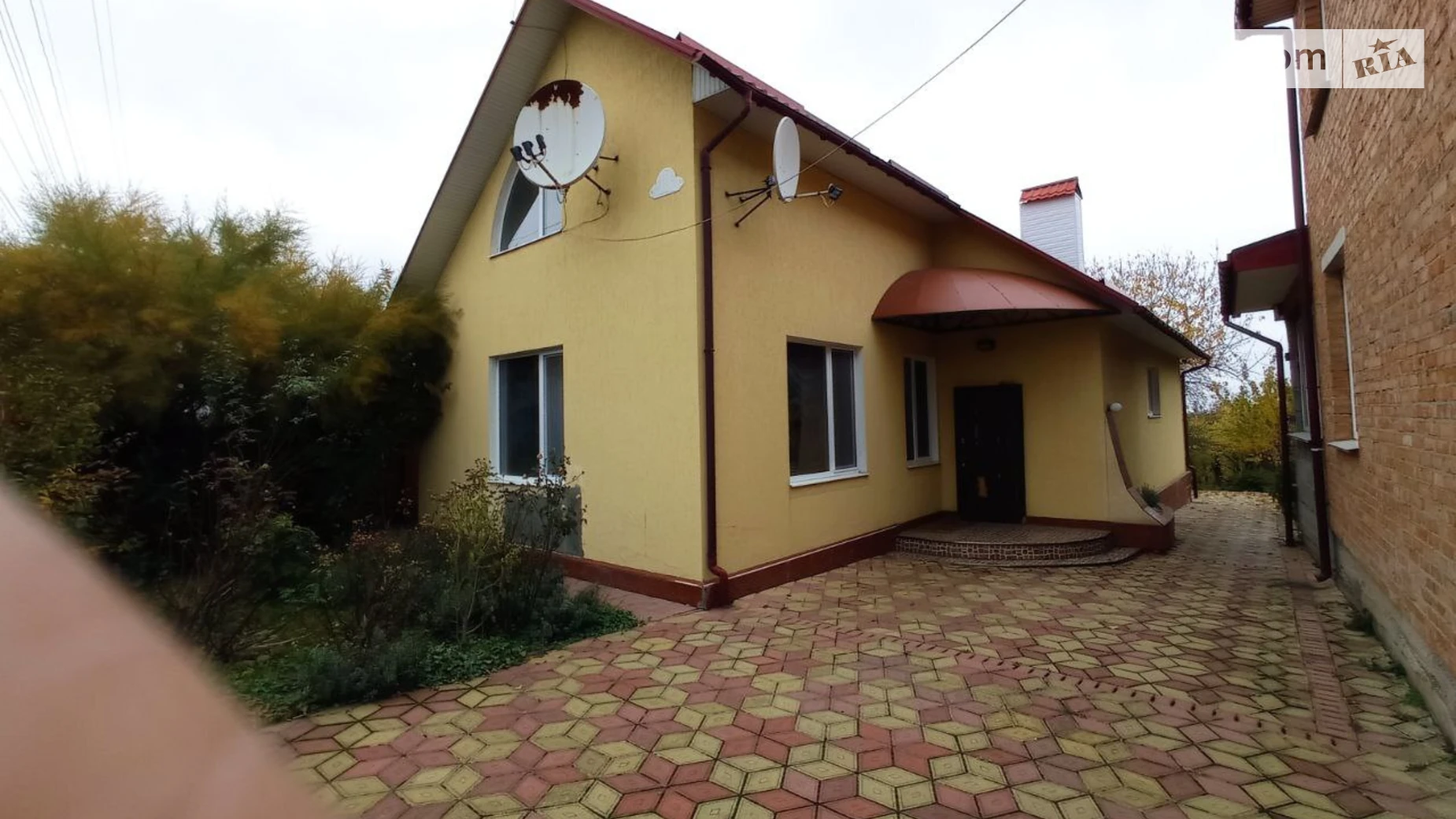 Продается дом на 2 этажа 153.5 кв. м с подвалом, цена: 210000 $ - фото 2