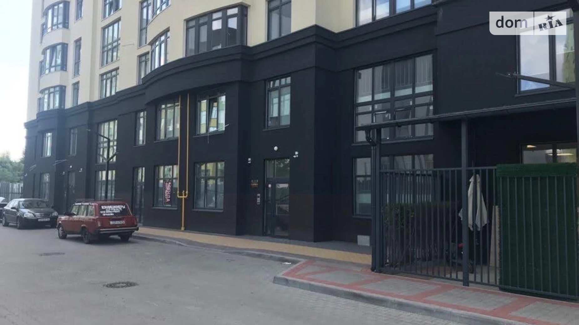 Продается офис 122 кв. м в бизнес-центре, цена: 75000 $ - фото 4