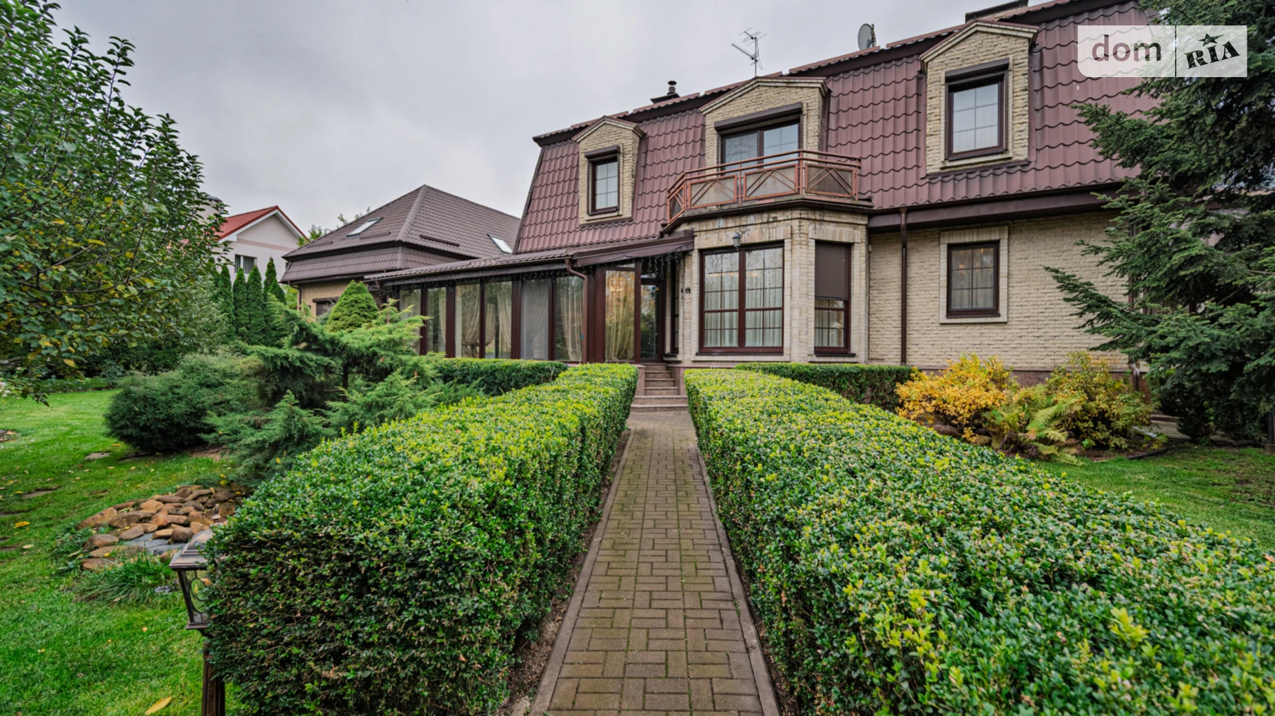 Продается дом на 2 этажа 380.1 кв. м с балконом, цена: 1100000 $ - фото 2