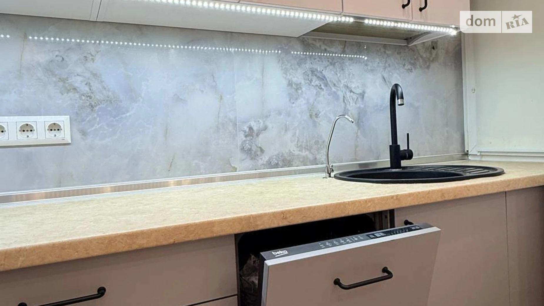 Продается 1-комнатная квартира 27 кв. м в Киеве, Стратегическое шоссе, 17/15 - фото 4