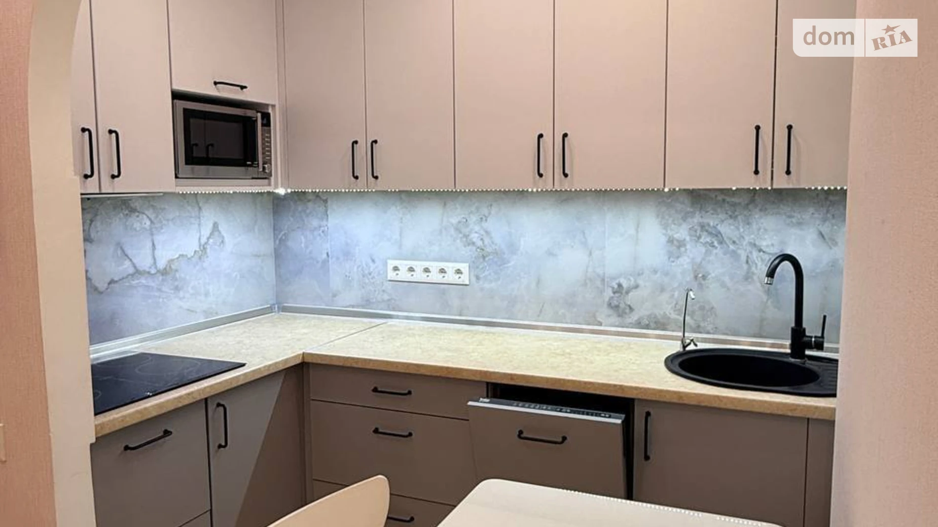 Продается 1-комнатная квартира 27 кв. м в Киеве, Стратегическое шоссе, 17/15 - фото 3