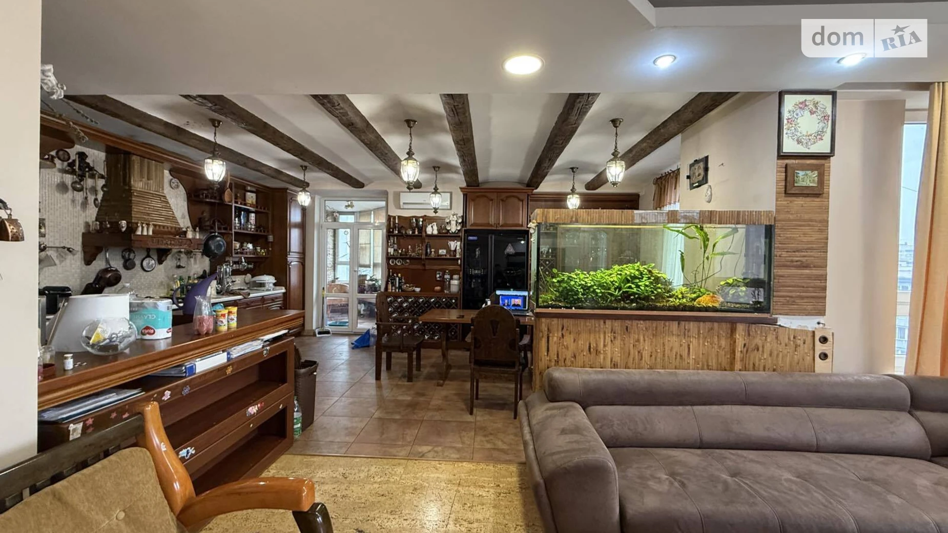 Продається 4-кімнатна квартира 234.7 кв. м у Києві, вул. Раїси Окіпної, 4А - фото 2