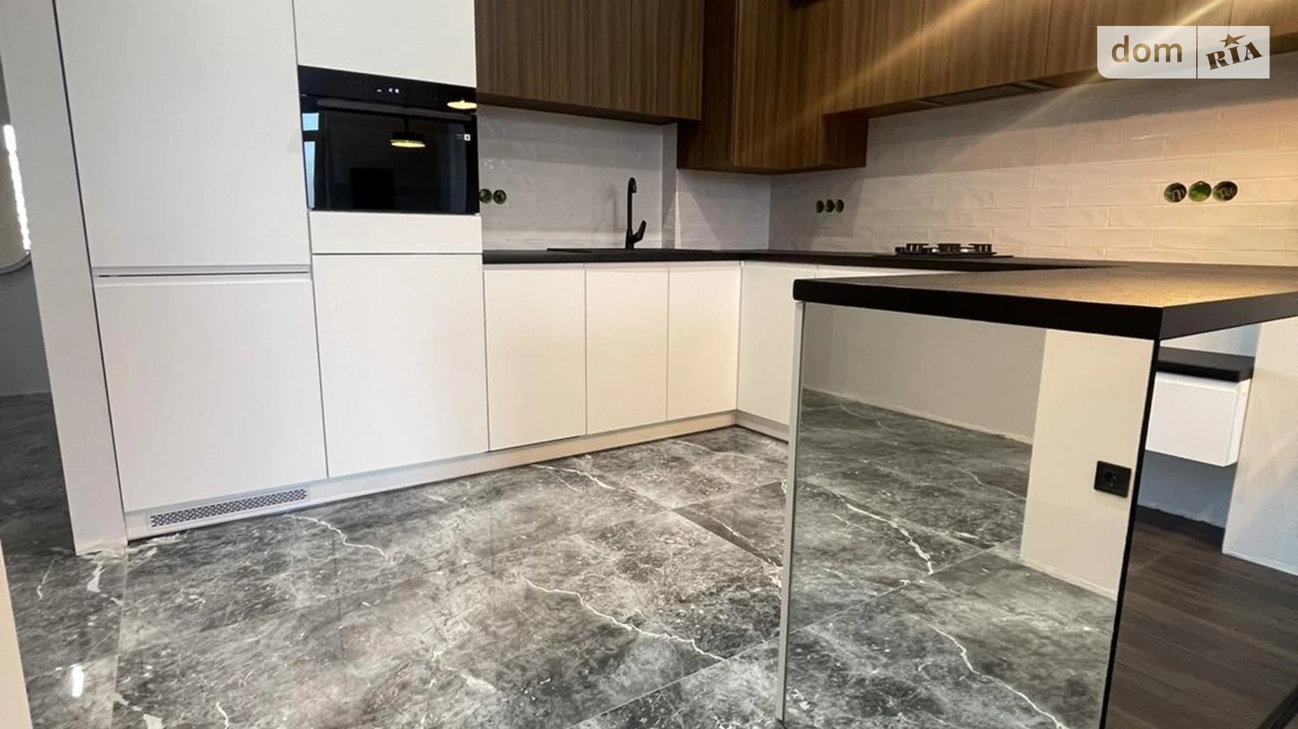 Продается 1-комнатная квартира 57 кв. м в Львове, ул. Пасеки Галицкие - фото 3