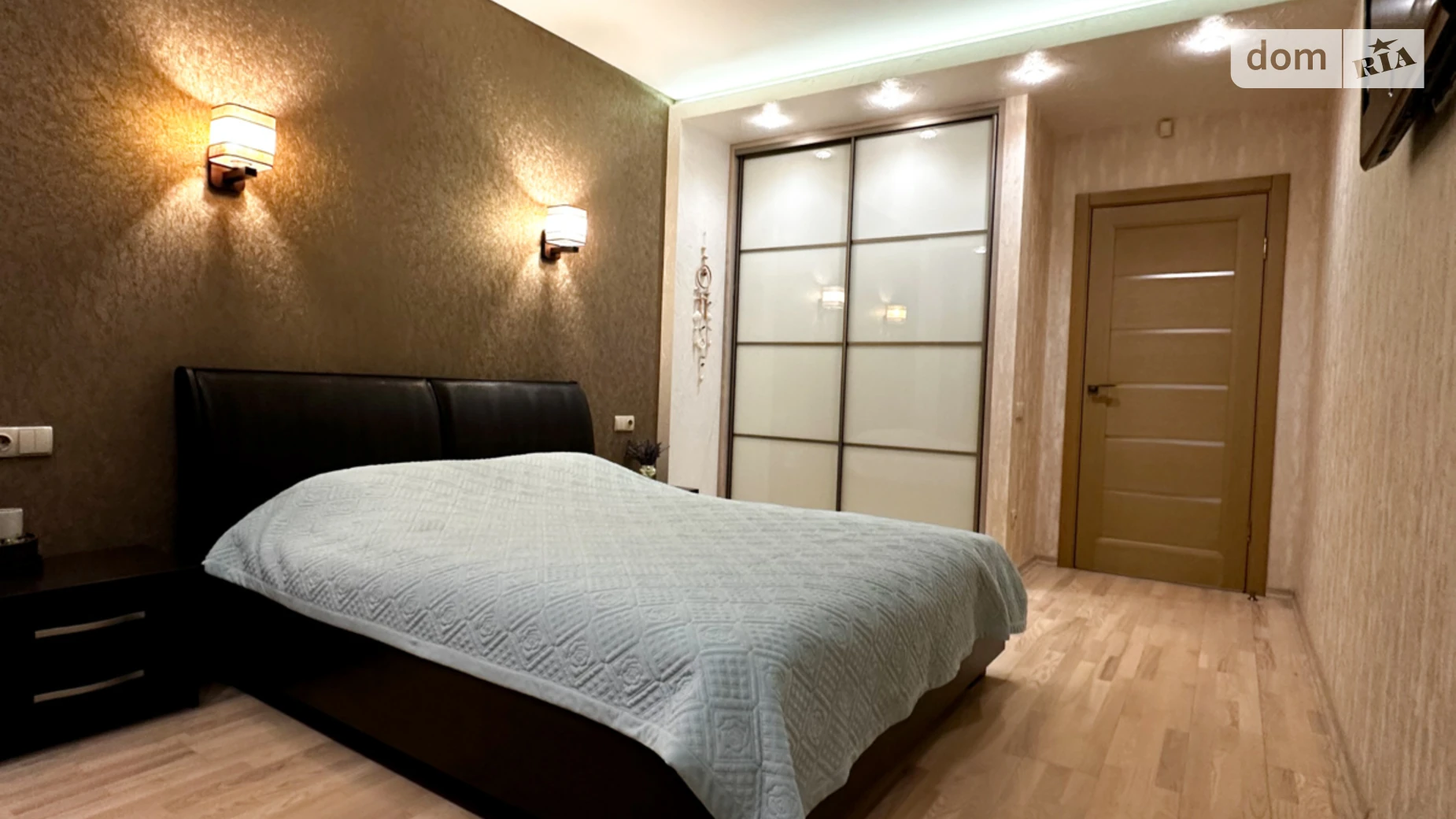 Сдается в аренду 1-комнатная квартира 67 кв. м в Ровно, ул. Черновола Вячеслава, 60 - фото 2