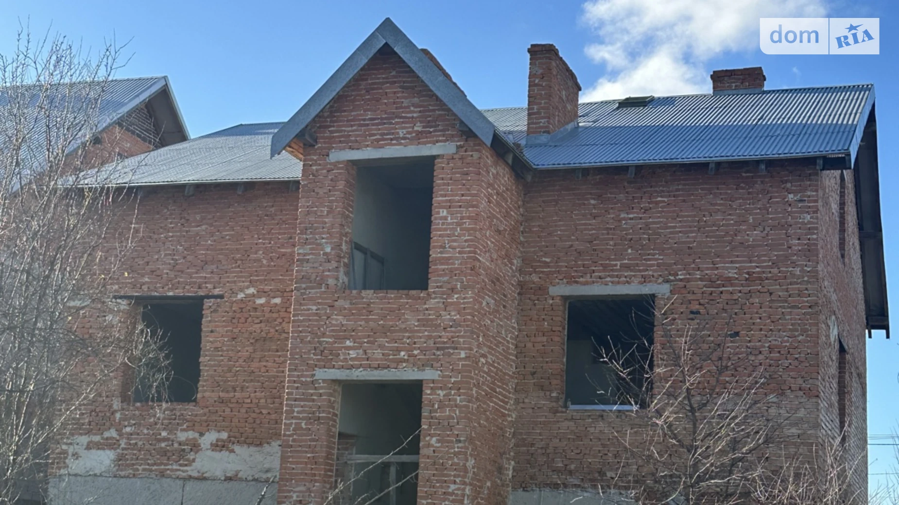 Продается дом на 2 этажа 220 кв. м с балконом, цена: 29000 $ - фото 2