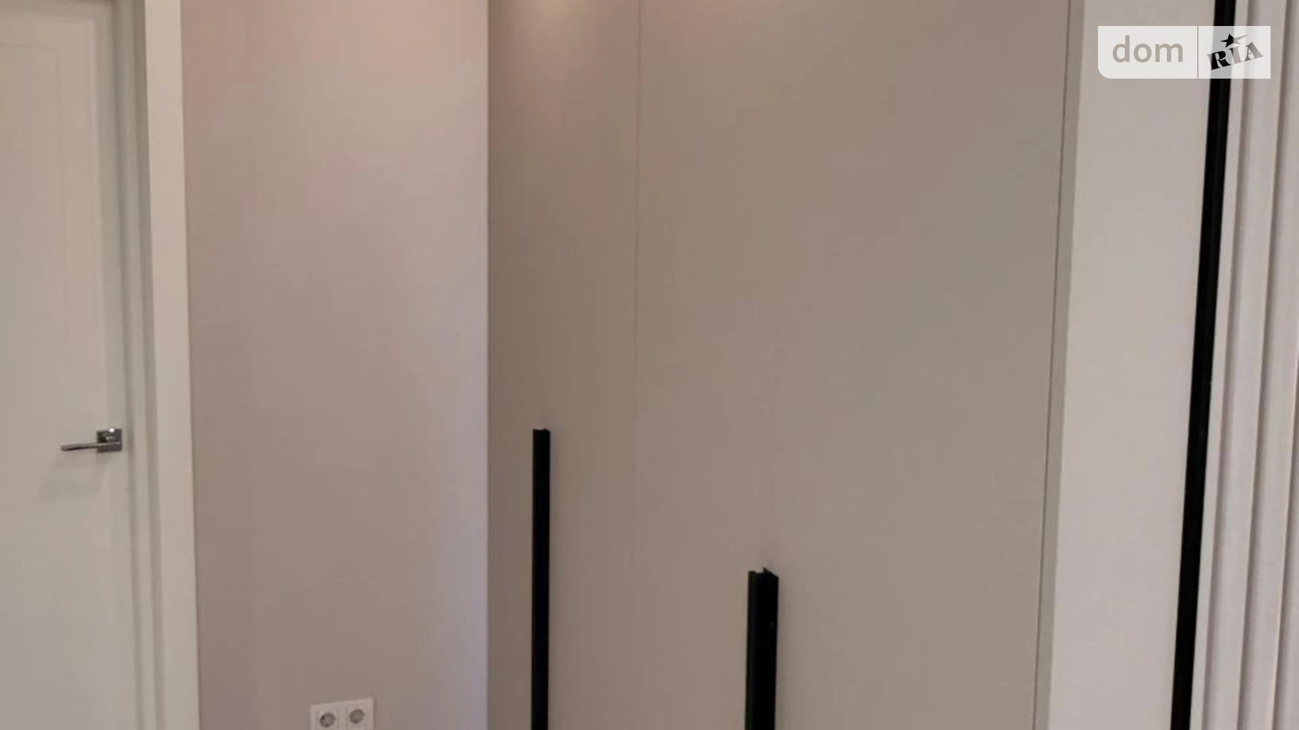 Продается 3-комнатная квартира 101 кв. м в Киеве, ул. Авиаконструктора Игоря Сикорского(Танковая), 1А - фото 4